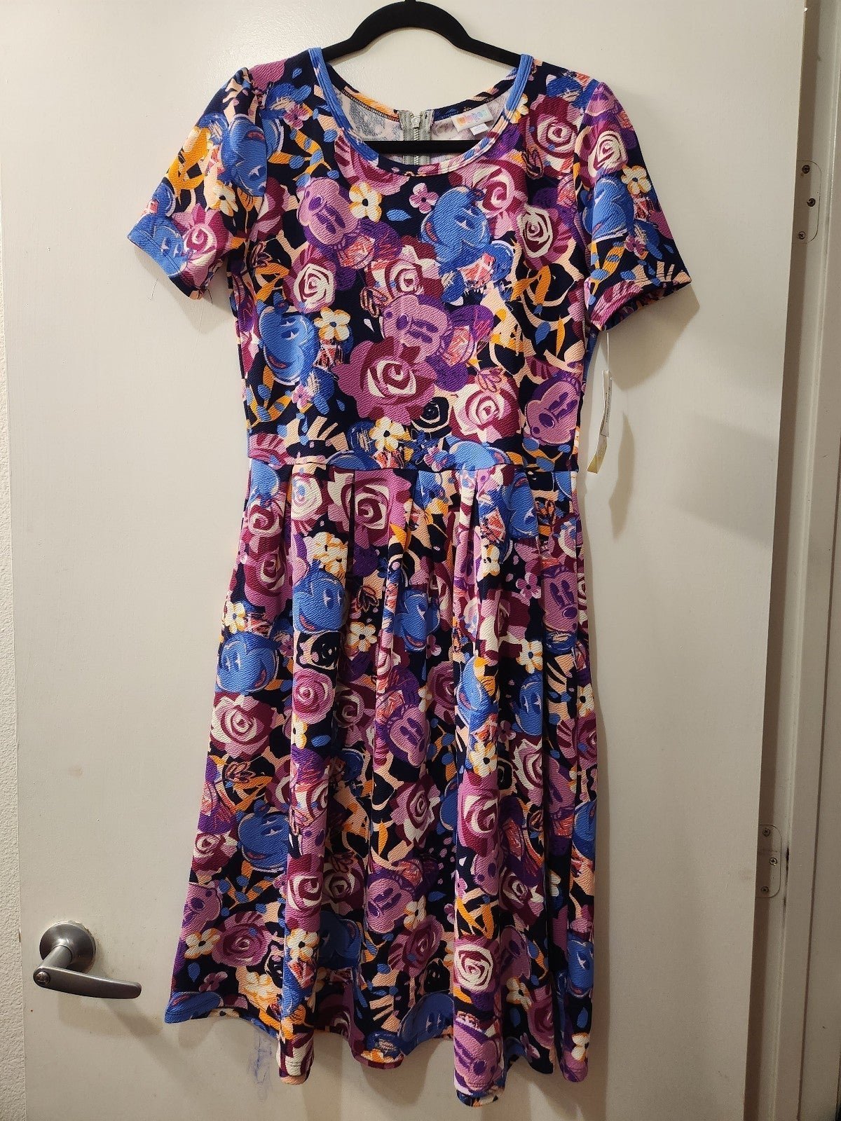 NWT Disney Mickey Minnie Mouse Roses LulaRoe Amelia Dress Large