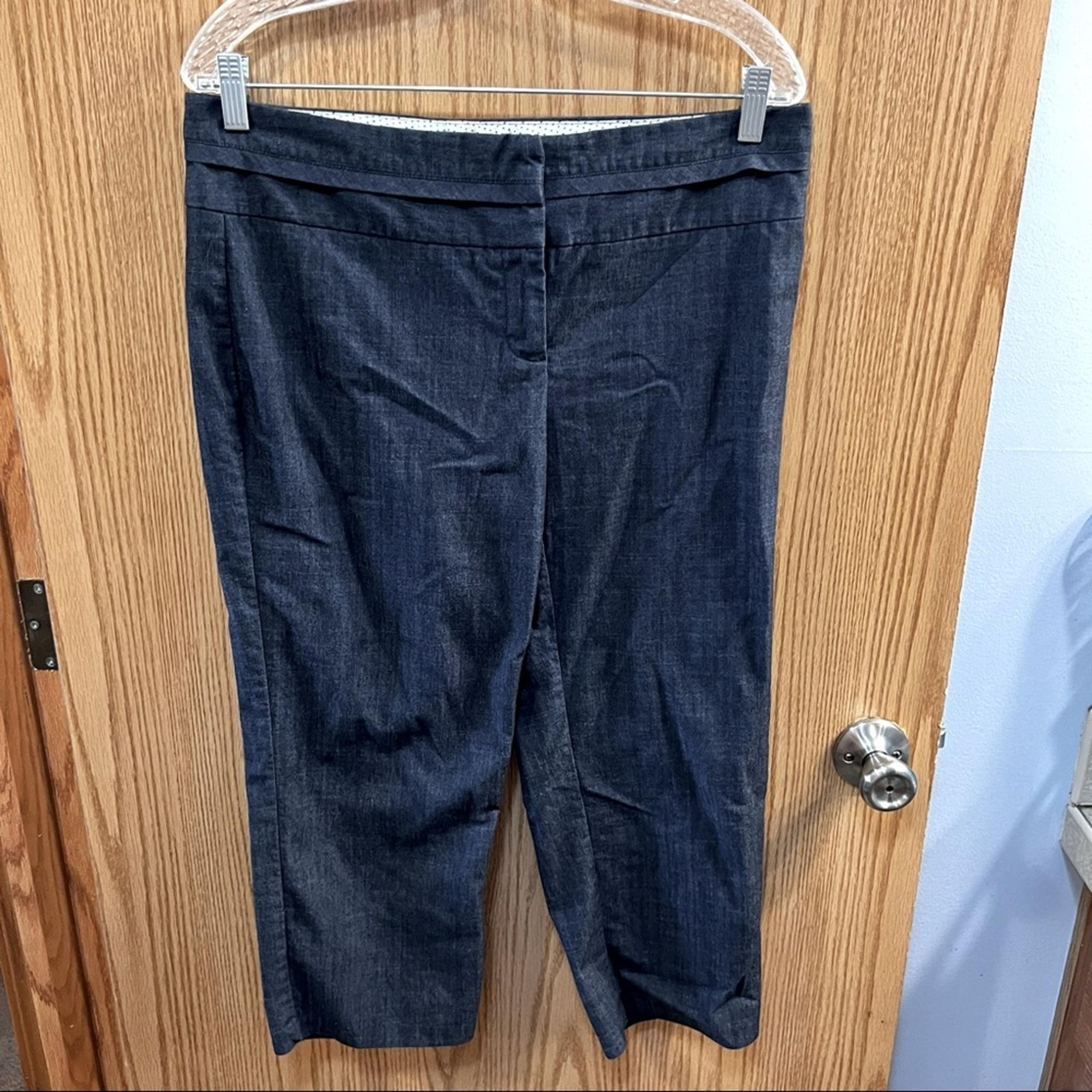 Maurices Juniors Size 9 / Women's 10 Capri Length Pants Blue Gray Cotton Blend