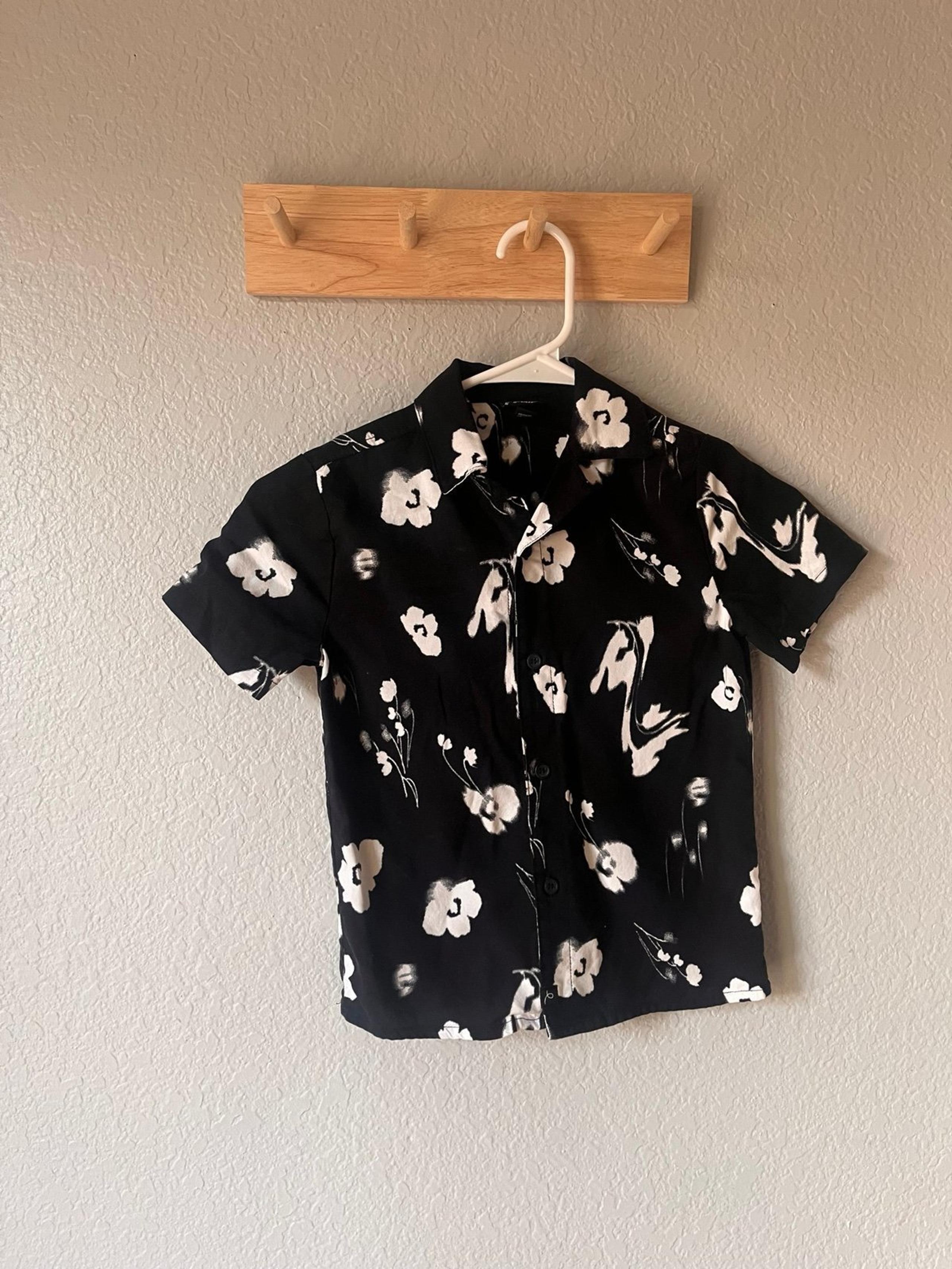 Black shirt for boys