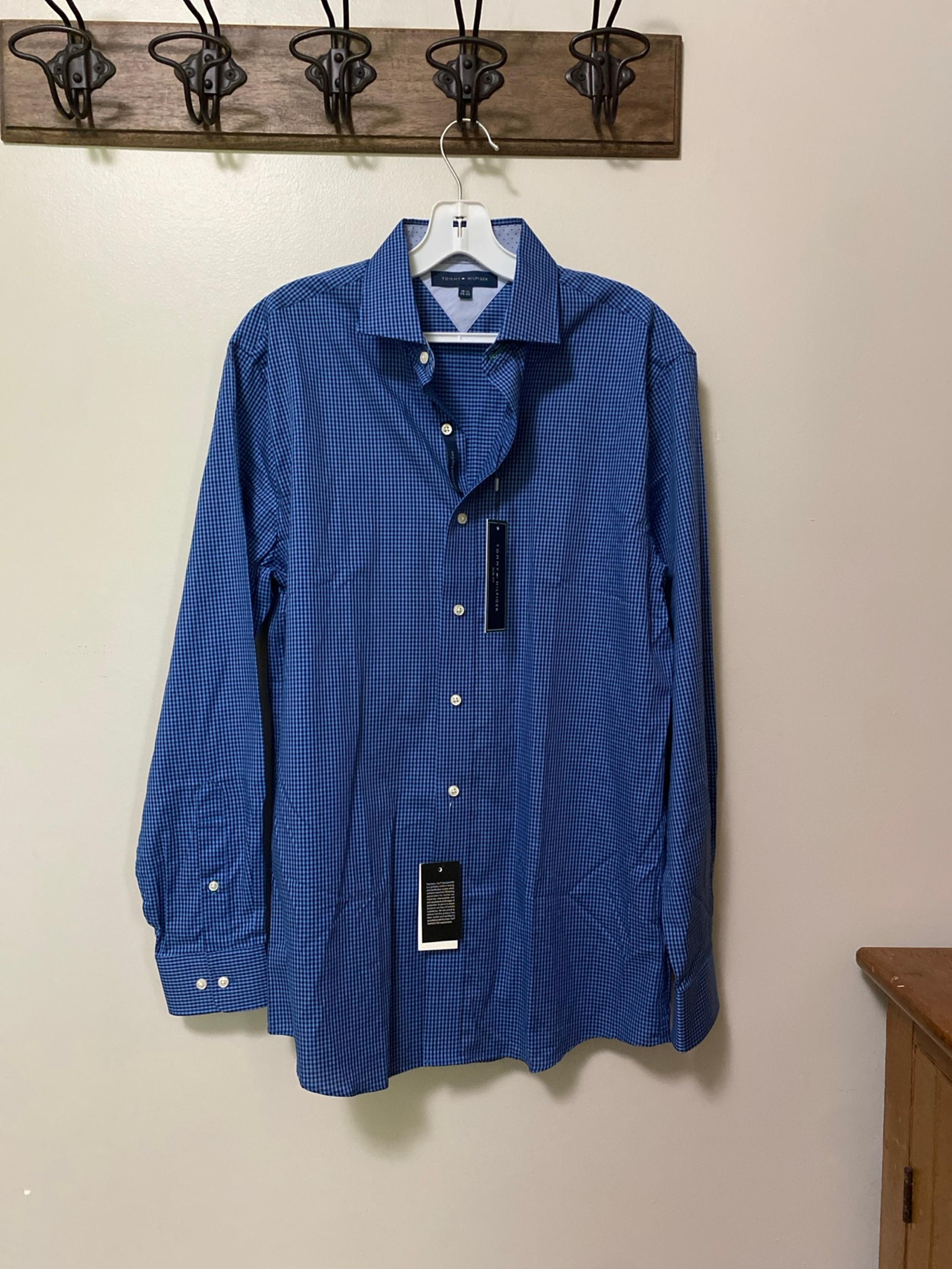 Men’s Tommy Hilfiger slim fit LS button-down shirt 15 1/2 32/33 easy care