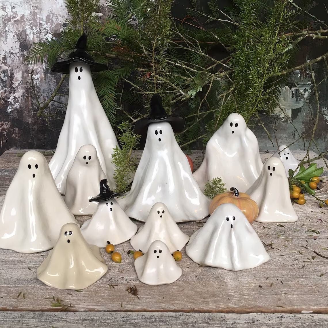 Ghost little statue, handmade Halloween dining table decoration