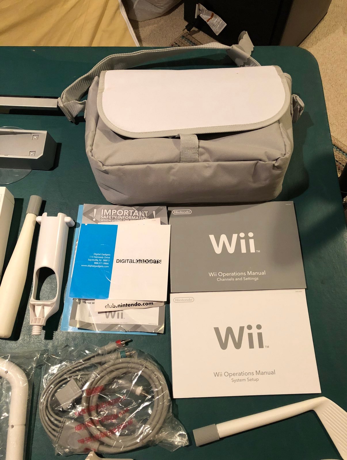 Nintendo Wii Gaming Console