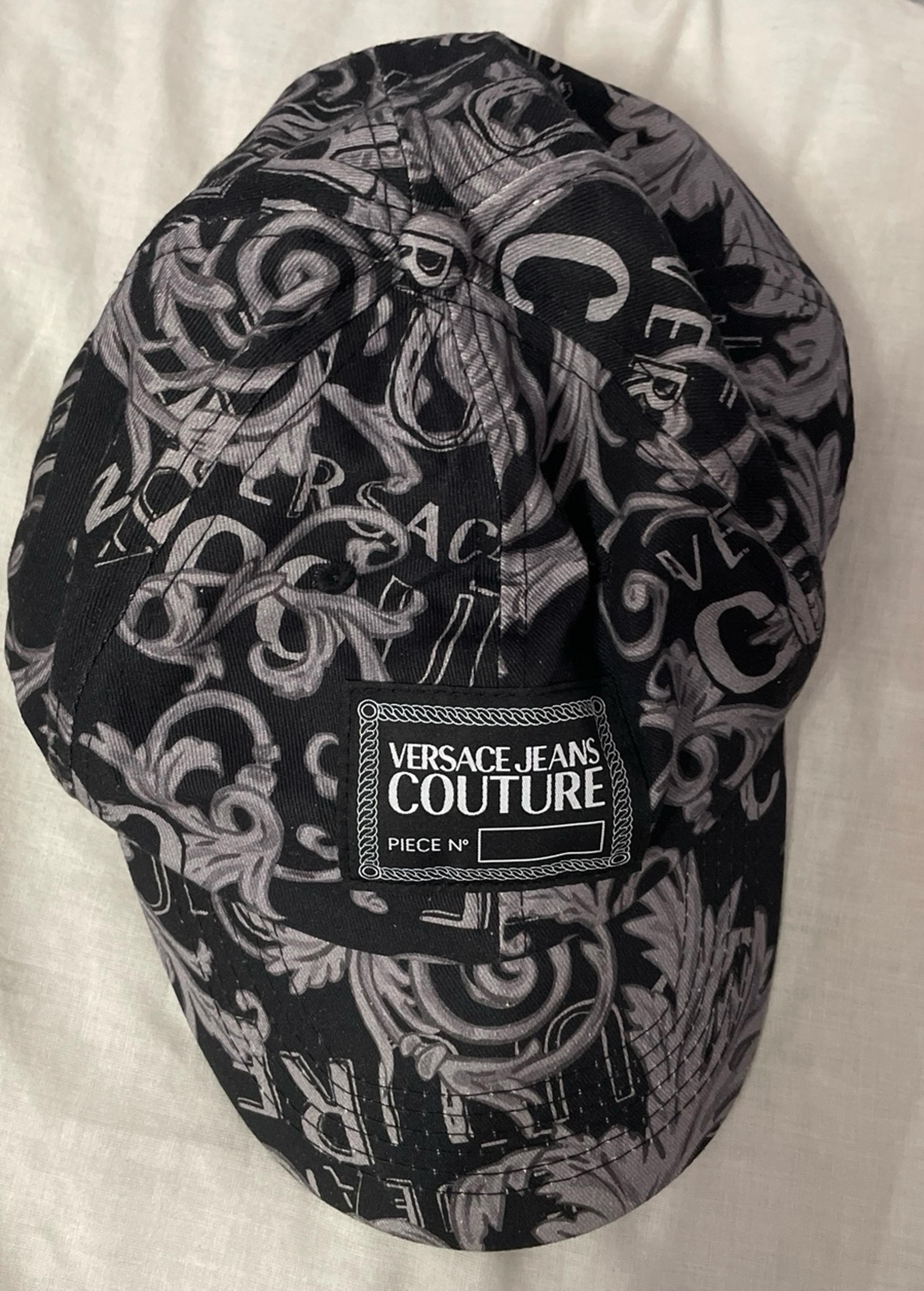 Versace jeans couture black and grey cap