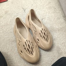 Yeezy foam runner Size 11