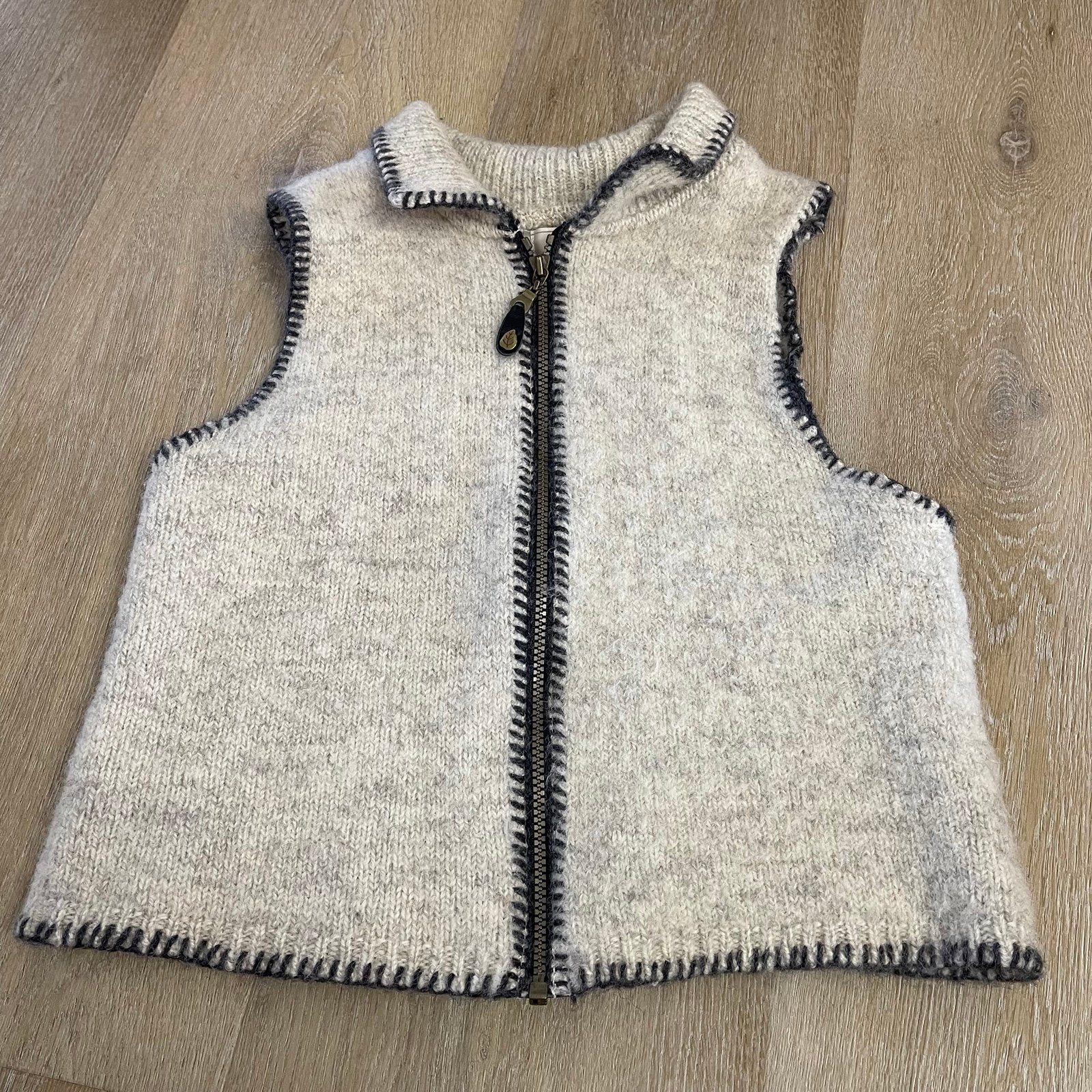 ALPS wool vintage vest