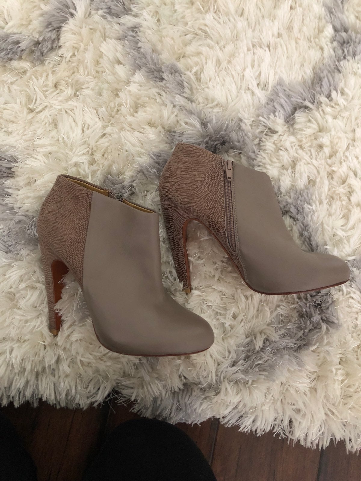 Badgley Mischka Heels