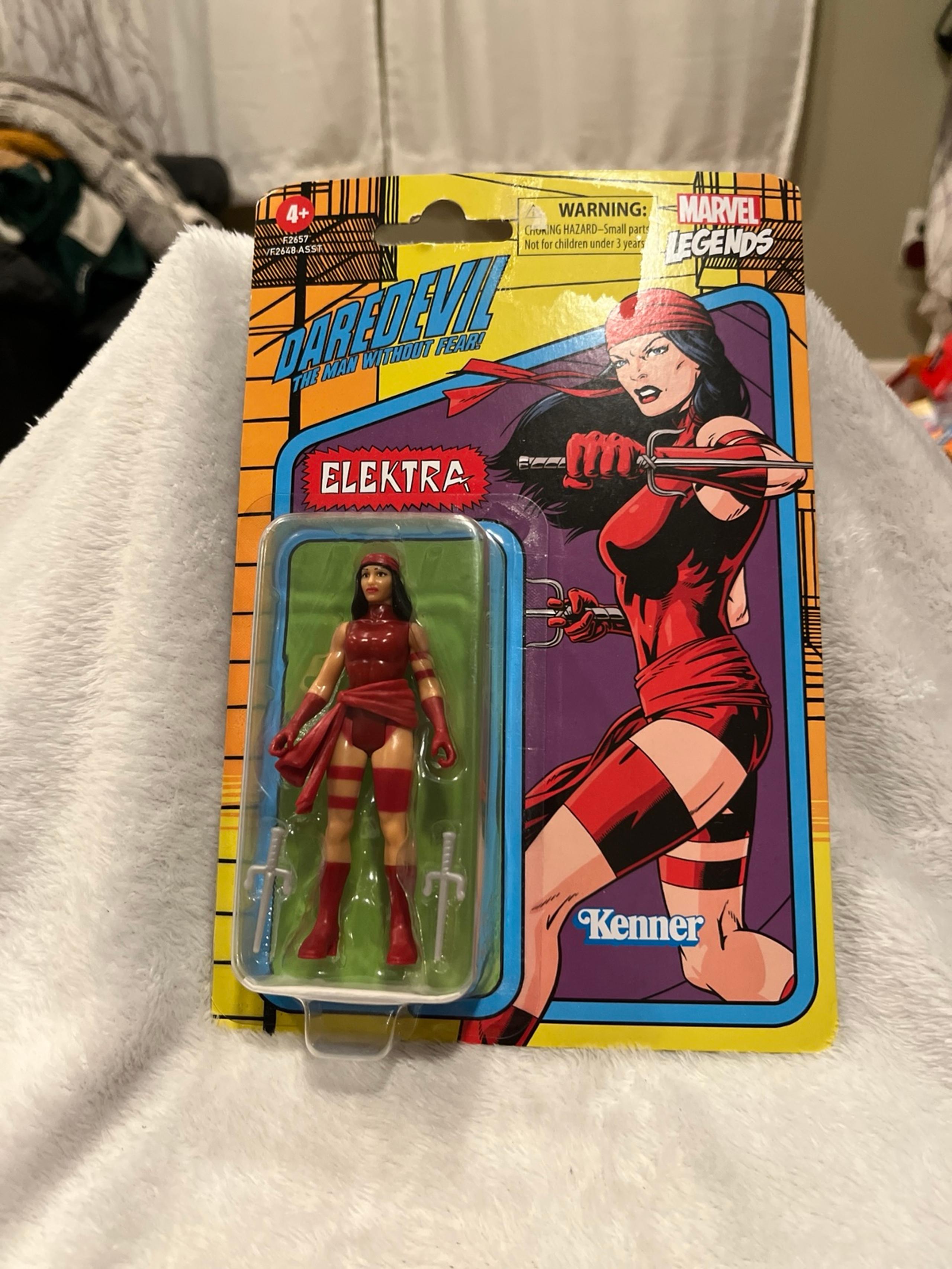 Marvel legends Elekra  action figure 4” 2021