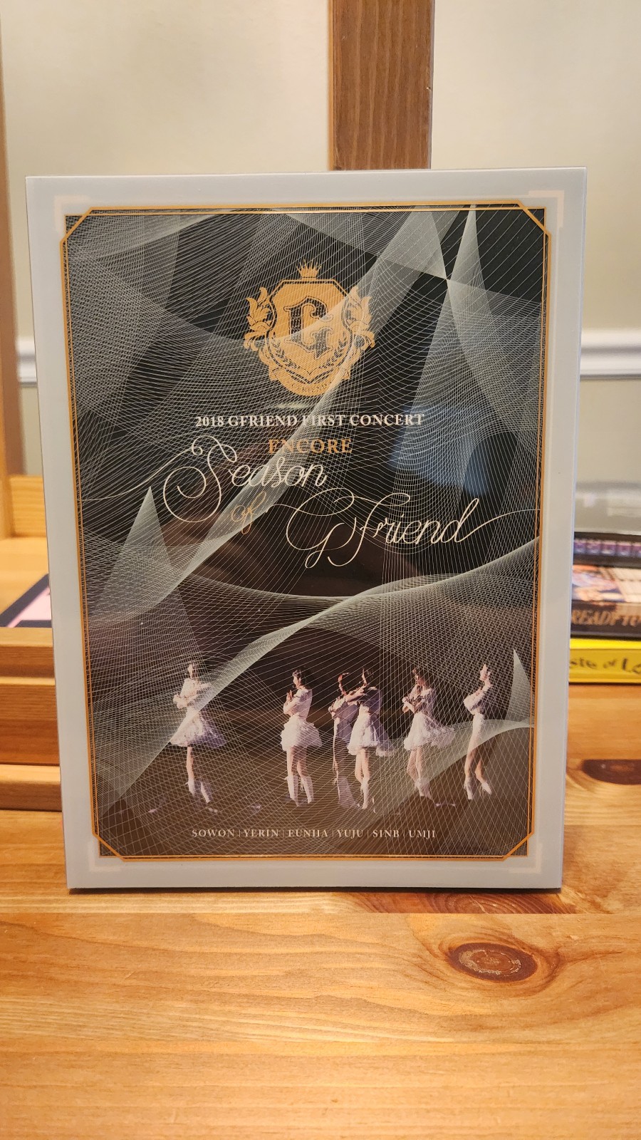 Season of Gfriend Encore Concert Blu Ray with photocards CD