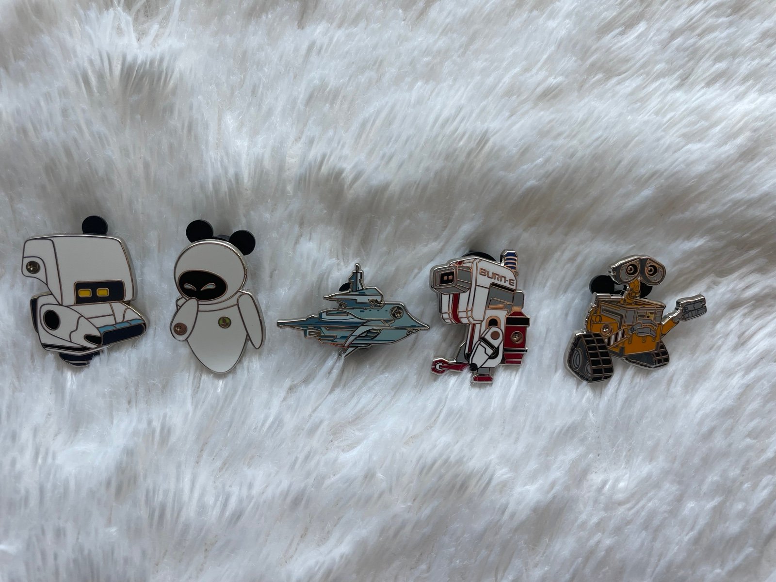 2024 NEW Hidden Disney Complete 5 Pin Wall-E Set