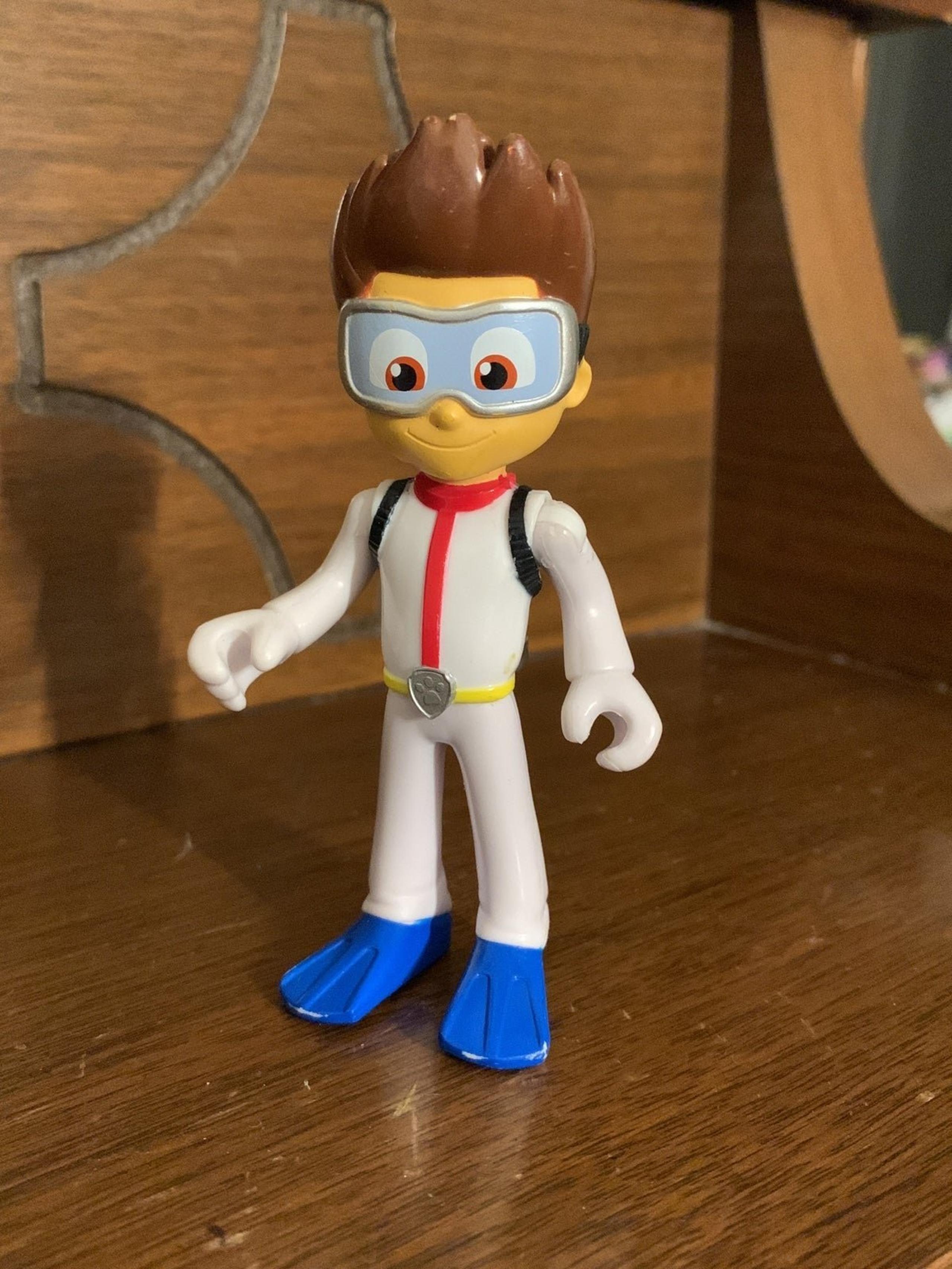 Paw patrol scuba diver Ryder figure