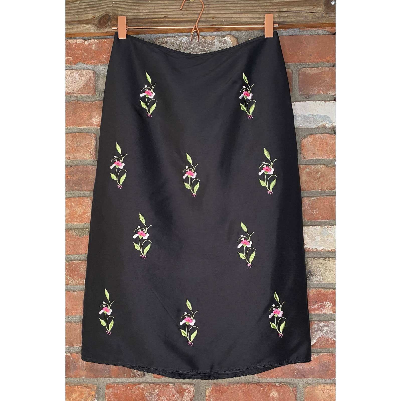 Vintage Deadstock Y2K Tibi Silk Floral Embroidered Skirt Size 6
