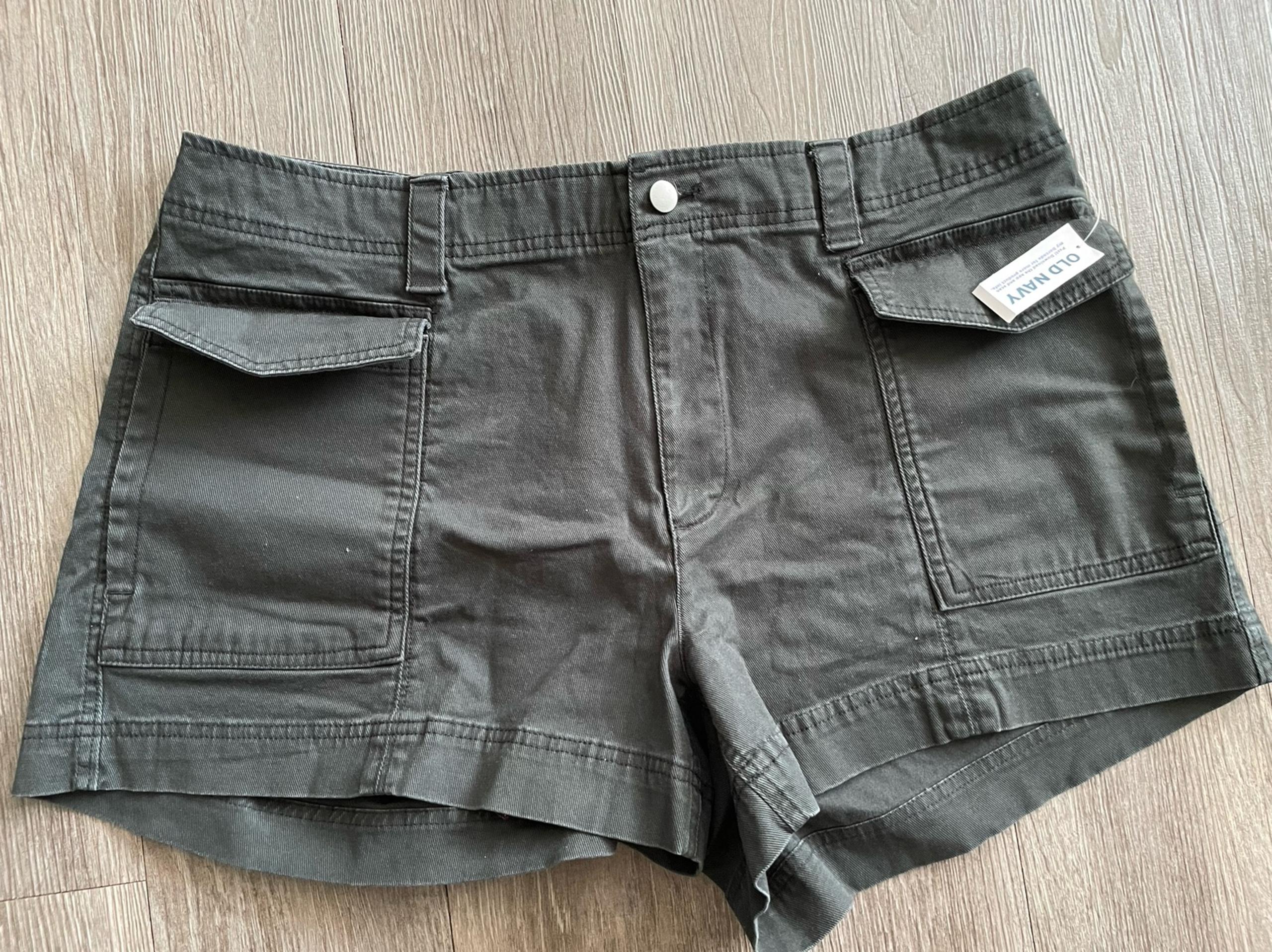 Black shorts women’s XL