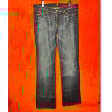 7 For All Mankind Boot Cut Dark Wash Bootcut Jeans Size 31 Pre- Loved