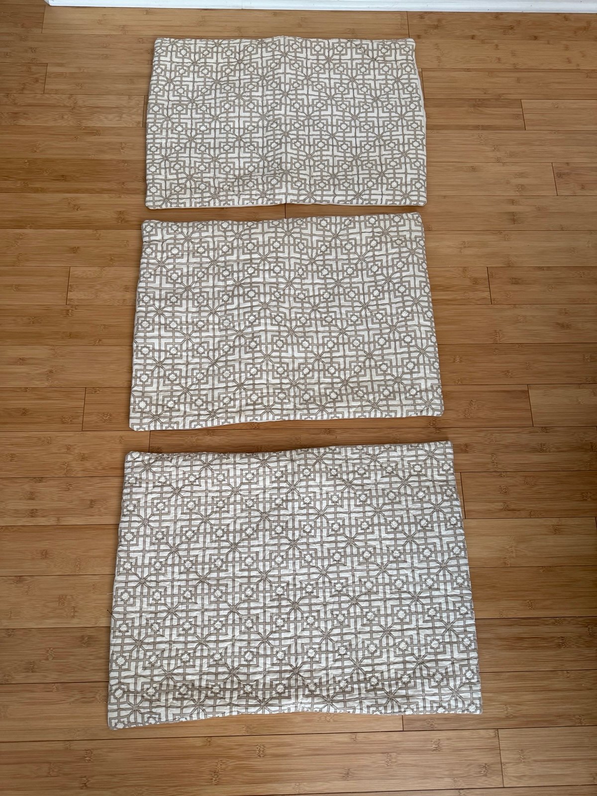 Ballard Lockley Trellis Quilted Set of 3 Shams Excellent!
