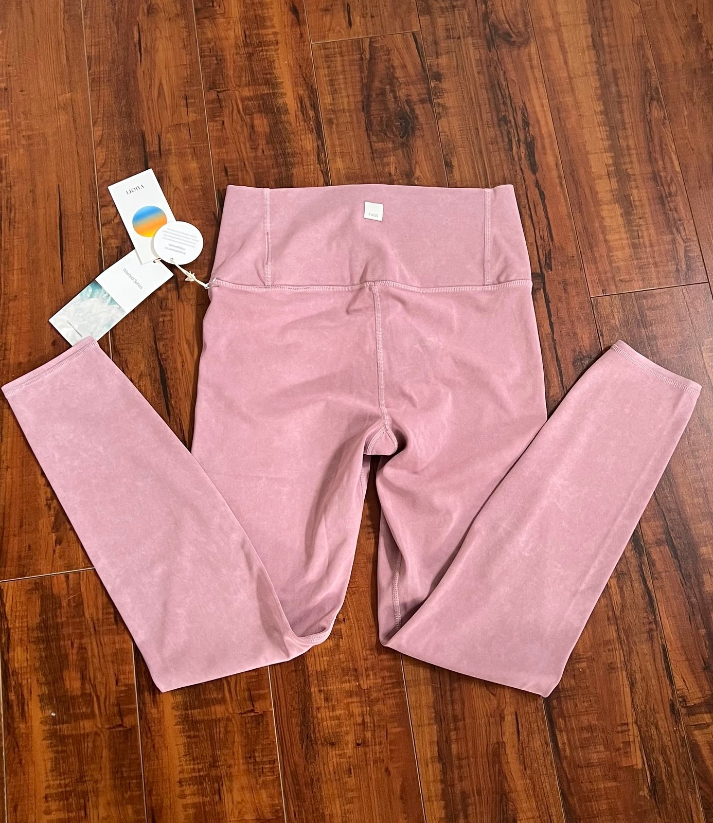 Vuori Washed Studio Legging