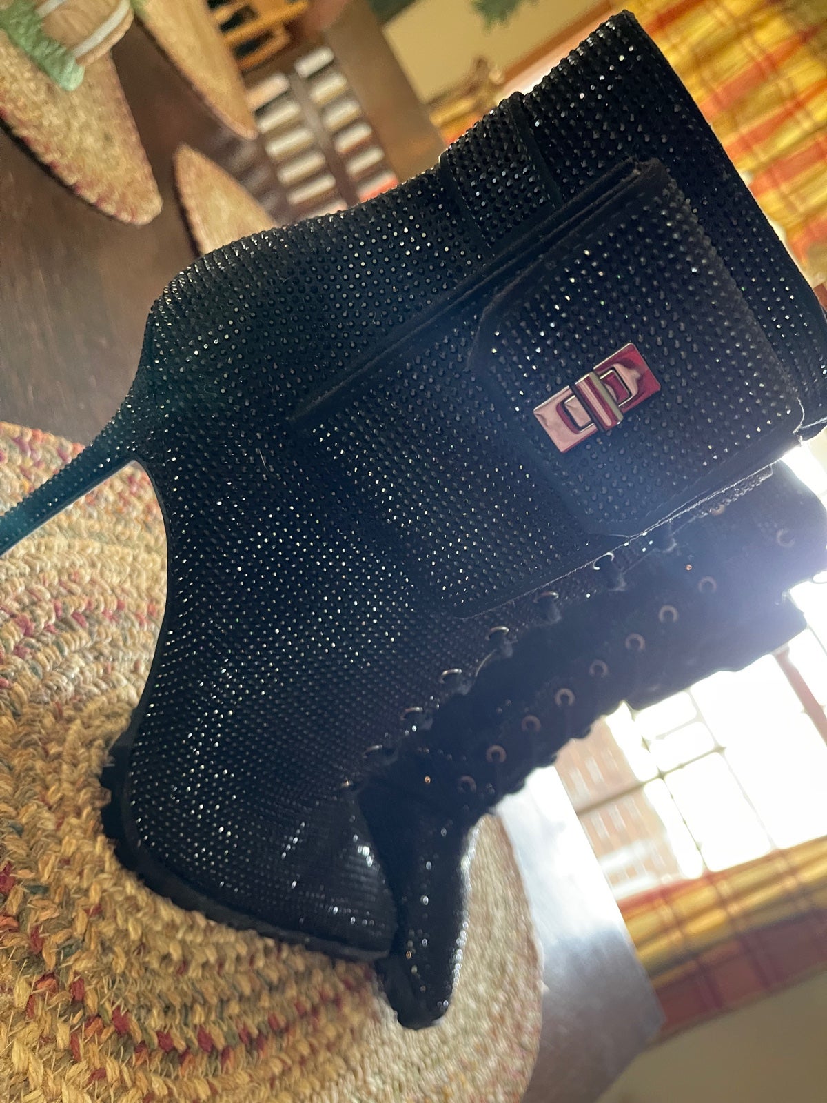 Jennifer Lopez high heel boots