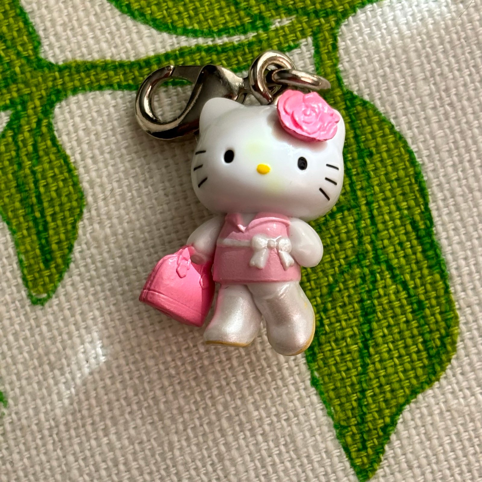 Vintage 2005 Hello Kitty NANA Ai Yazawa Gotochi Zipper Pull Charm - Read Desc