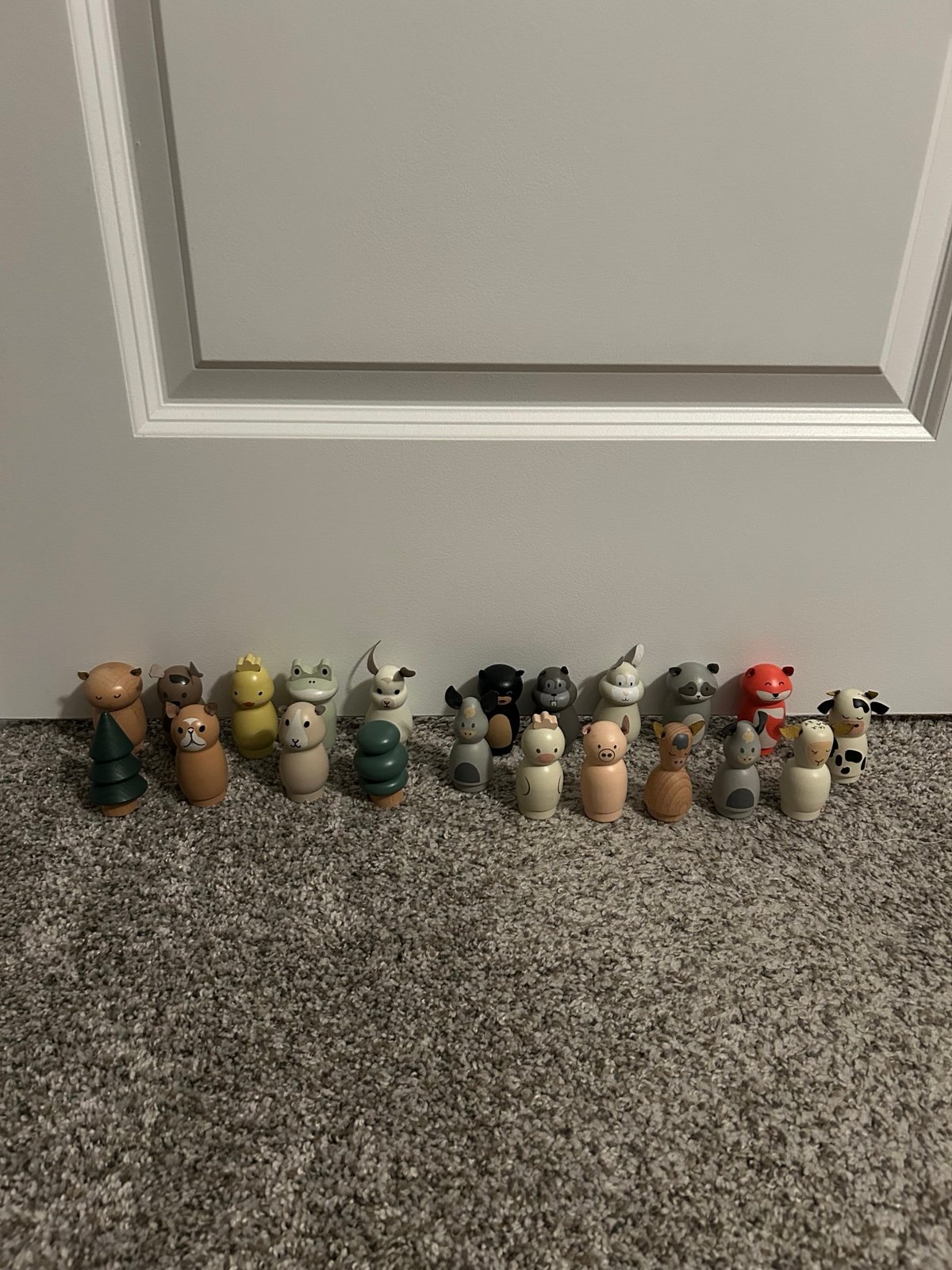 **Set of 21** Hearth & Hand Woodland Peg Animals Wood Farm Forest ALL DIFFERENT