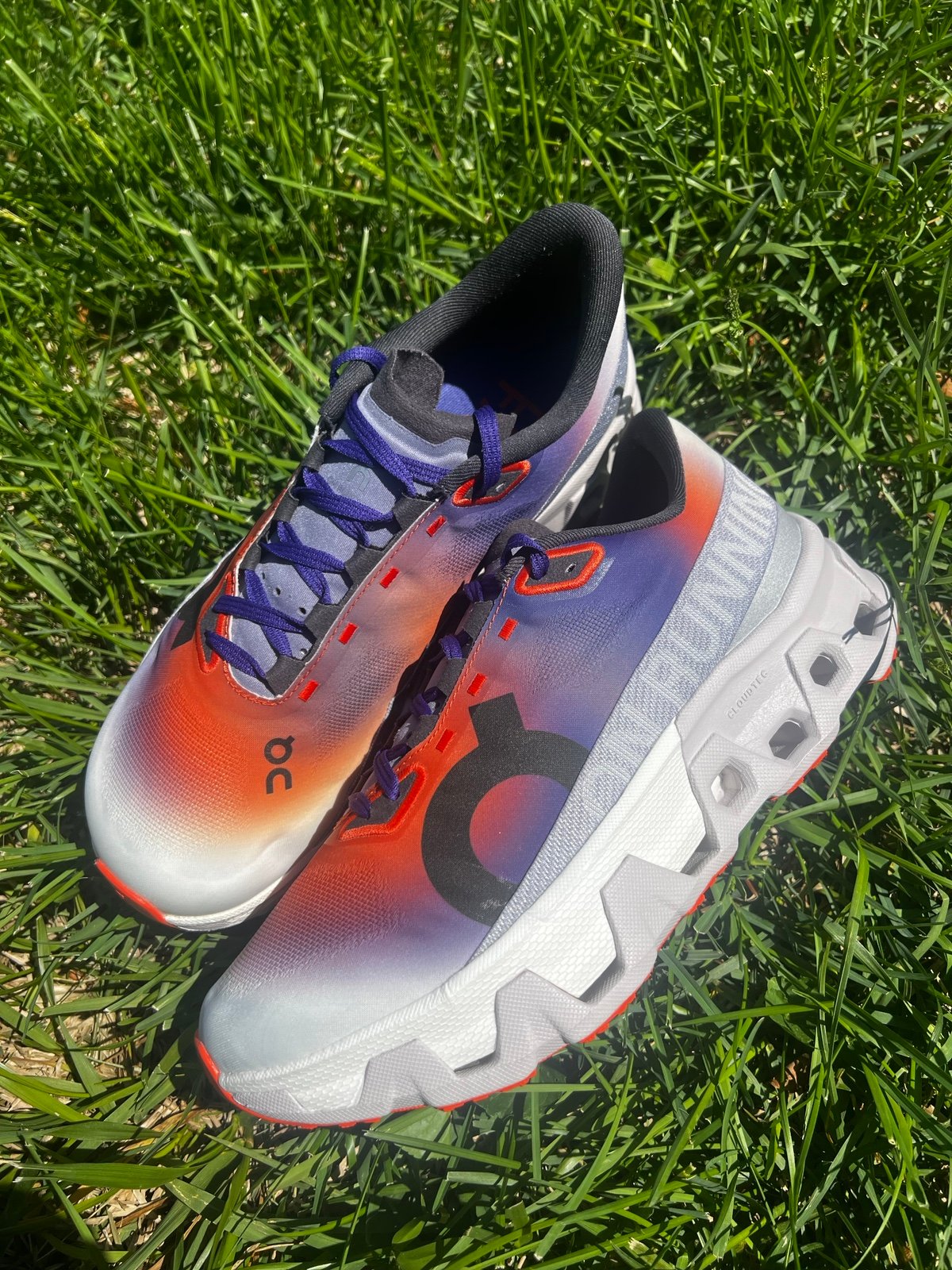 CLEAN On CloudMonster Hyper size 10 Womens Flame Frost Running Shoes