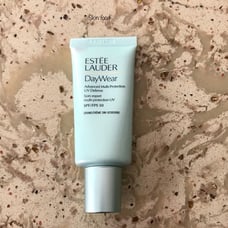 Estée Lauder DAY WEAR 1 oz