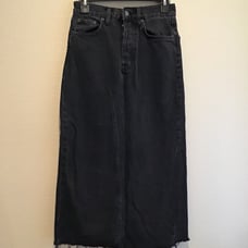 Black denim Zara skirt with back slit