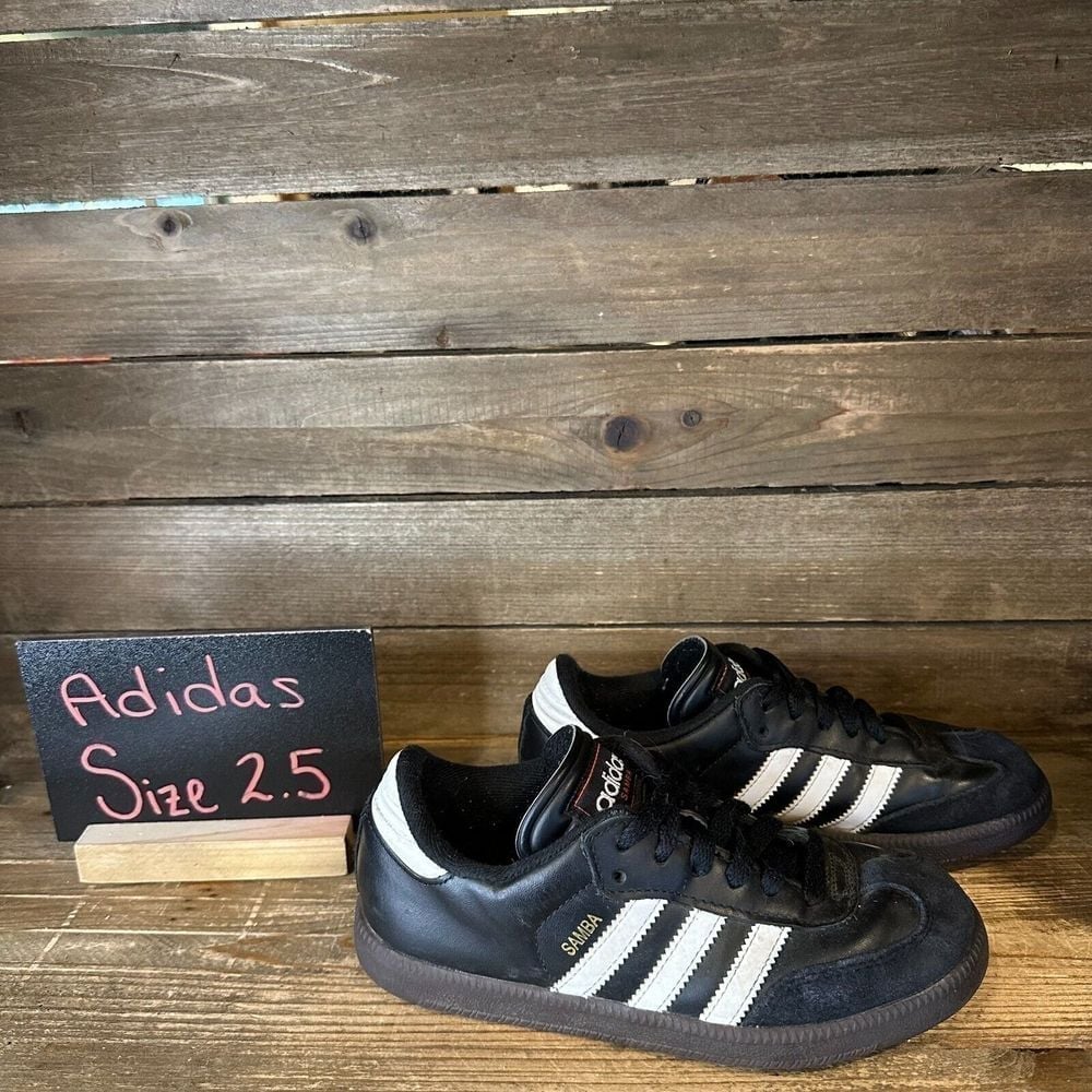 Big Kids Adidas Samba Black Suede Athletic Casual Sneakers Shoes Size 2.5 Y GUC
