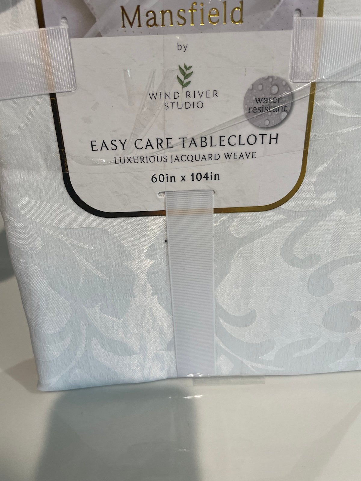 Mansfield by WIND RIVER STUDIO EASY CARE TABLECLOTH LUXURIOUS JACQUARD !