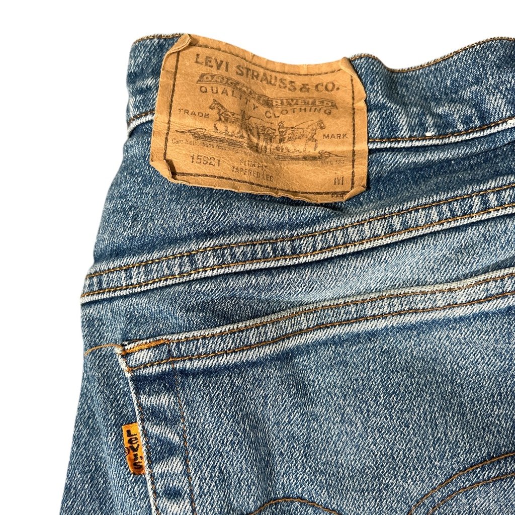 VTG Levis Jeans 1980’s Tapered Fit Unisex W35in Inseam 28in