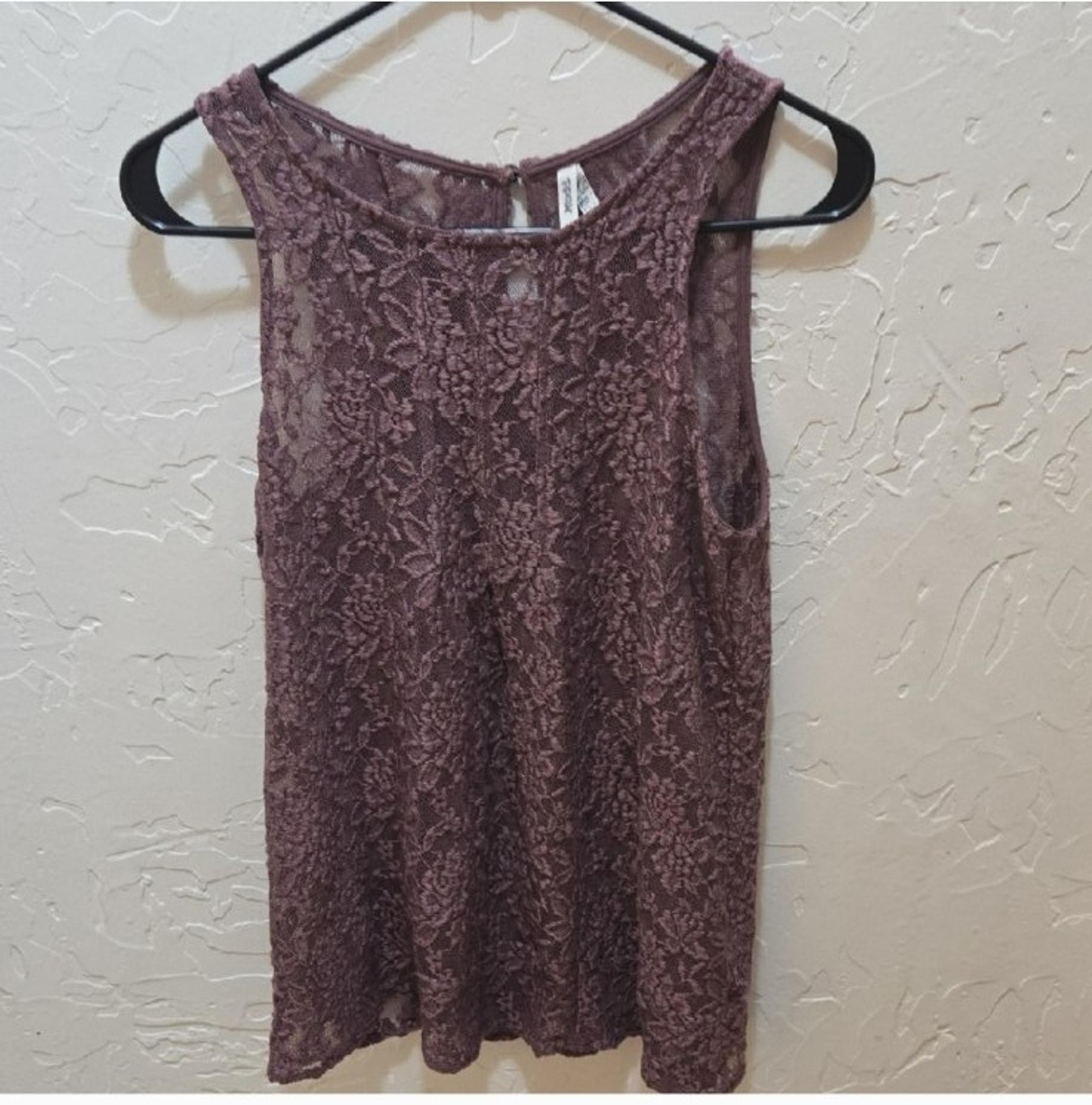 Mudd purple lace tank top