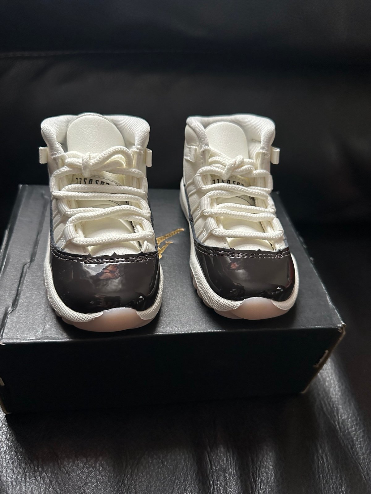 Jordan 11 Neopolitan
