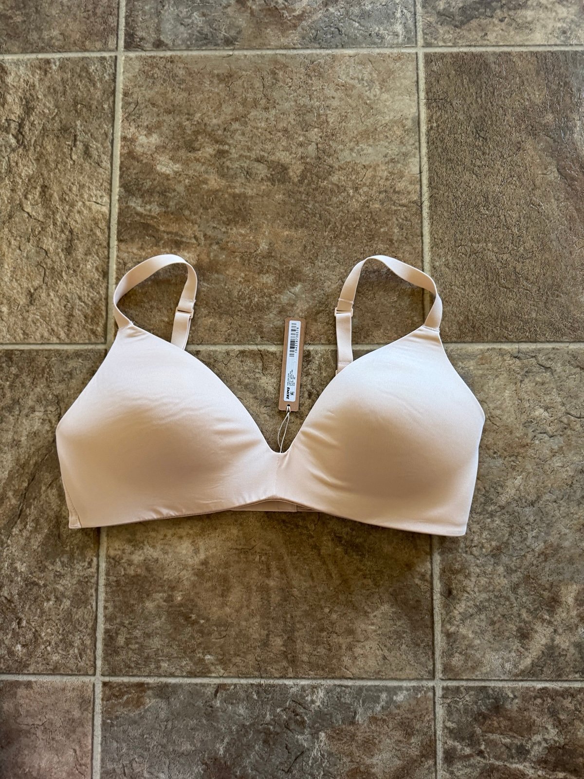 Skims Wireless Form Lightly Lined Bra Sand Size 38C