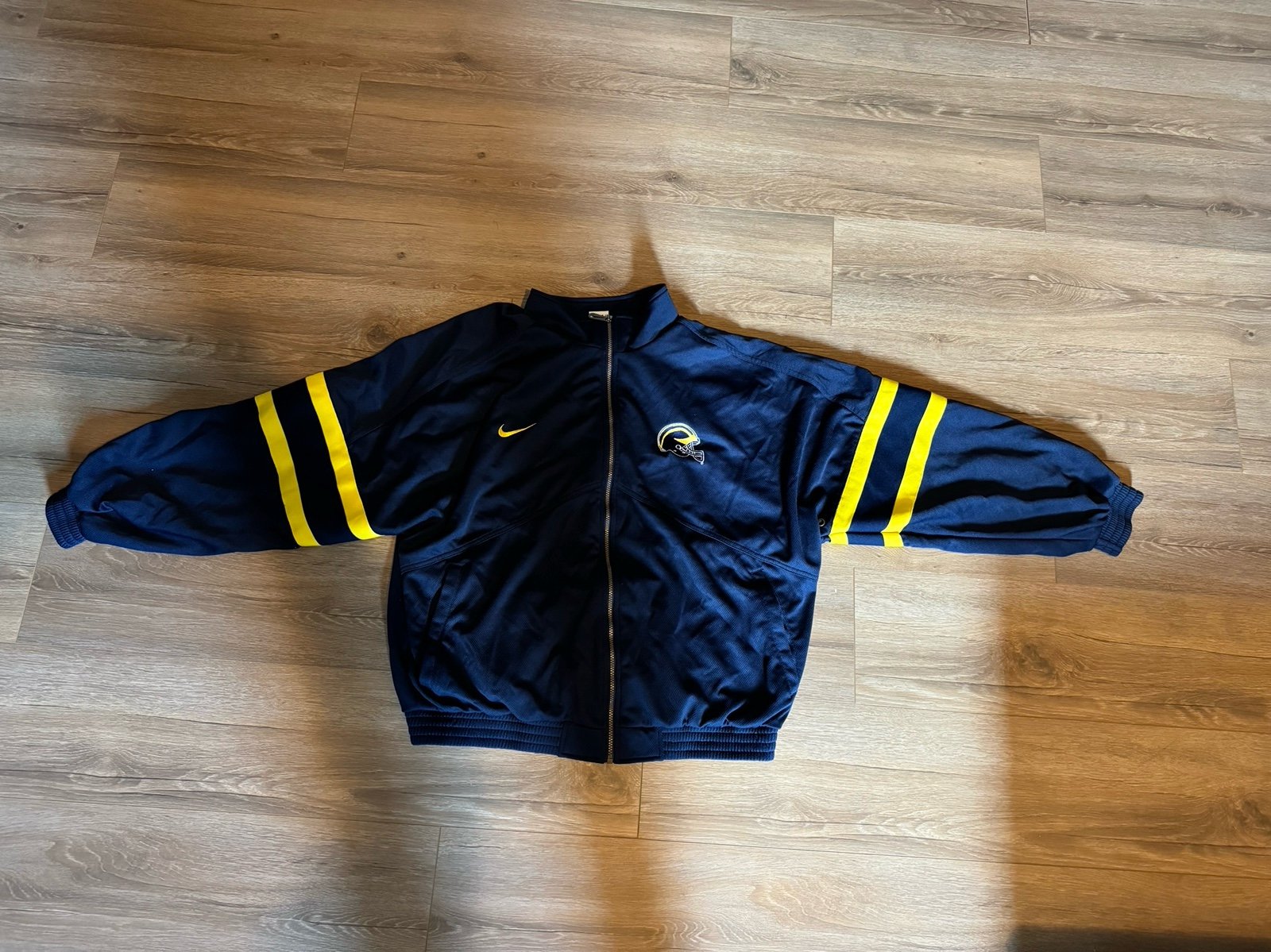 Michigan Wolverines Vintage Nike Football jacket SZ XXL