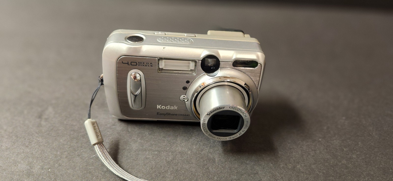 Kodak EasyShare DX6440 4.0MP Compact Digital Camera