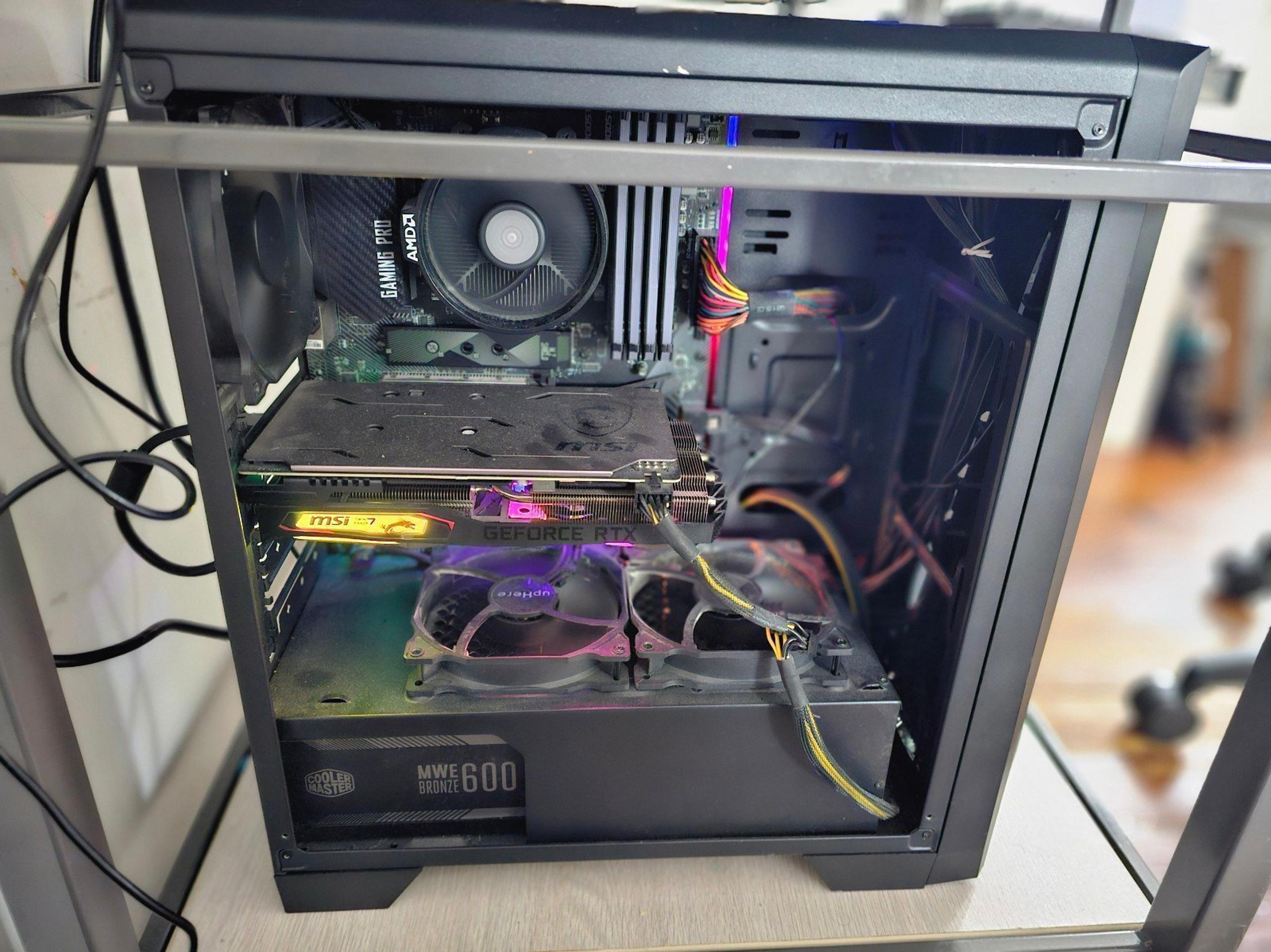 FULL SETUP GAMING PC WITH AMD RYZEN 5 + GeForce RTX 2060 AND ALL ACCESSORIES!