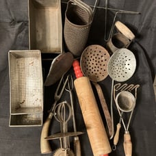 Vintage Lot of 15 Rustic Farmhouse Wooden Handle Kitchen Gadgets Utensils