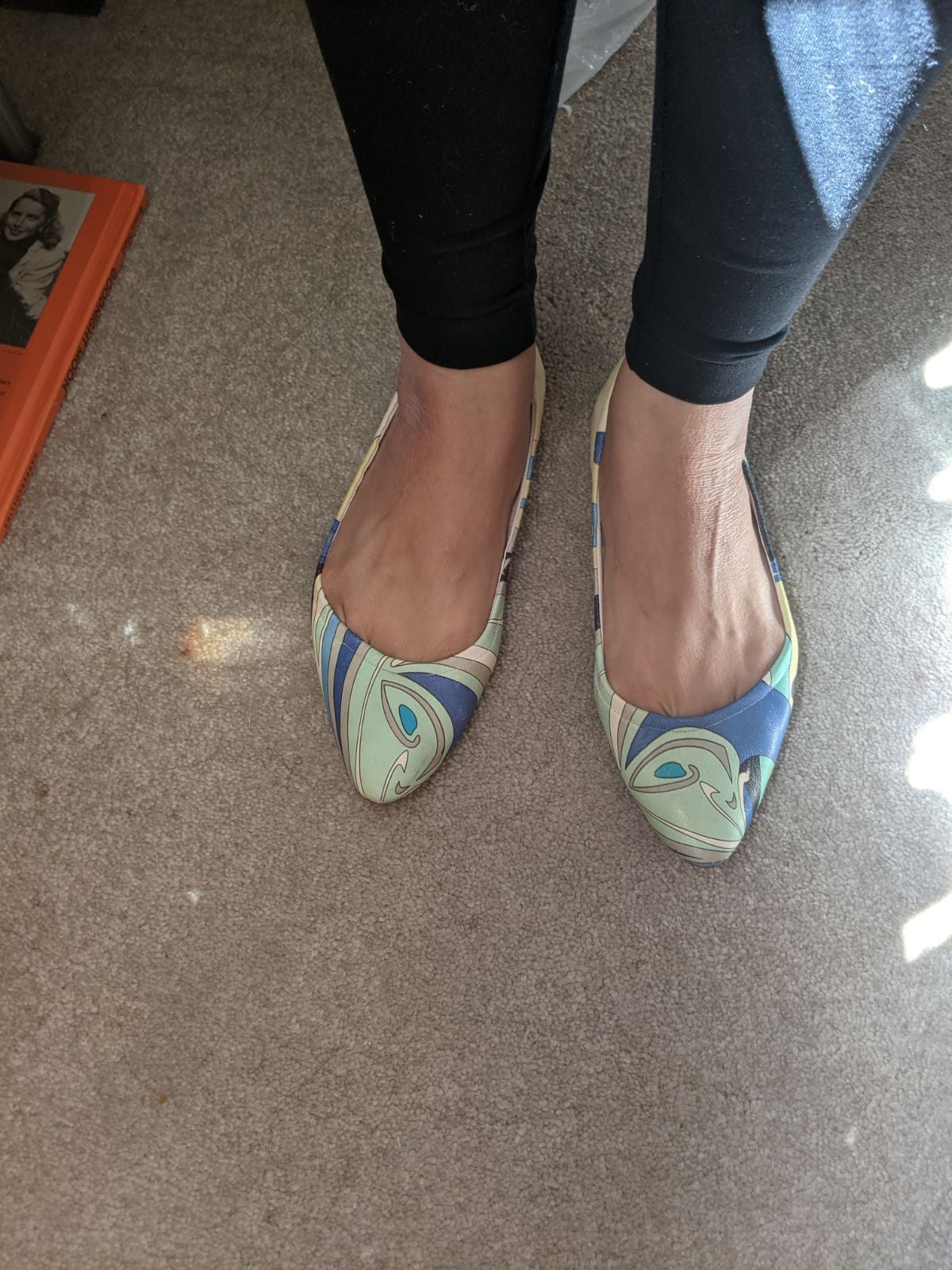 Emilio Pucci leather flats