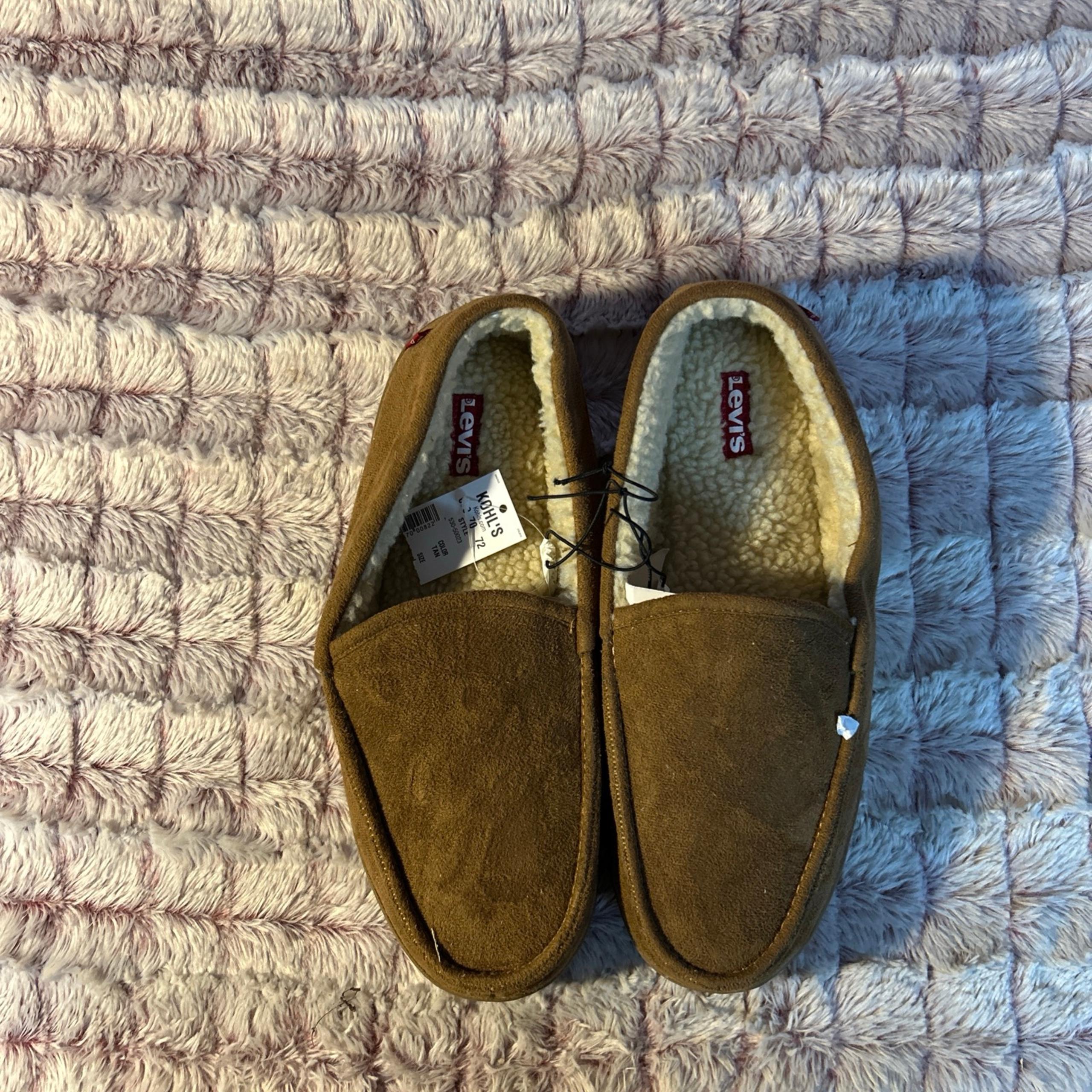 Levi's Men's Brown Slippers size large