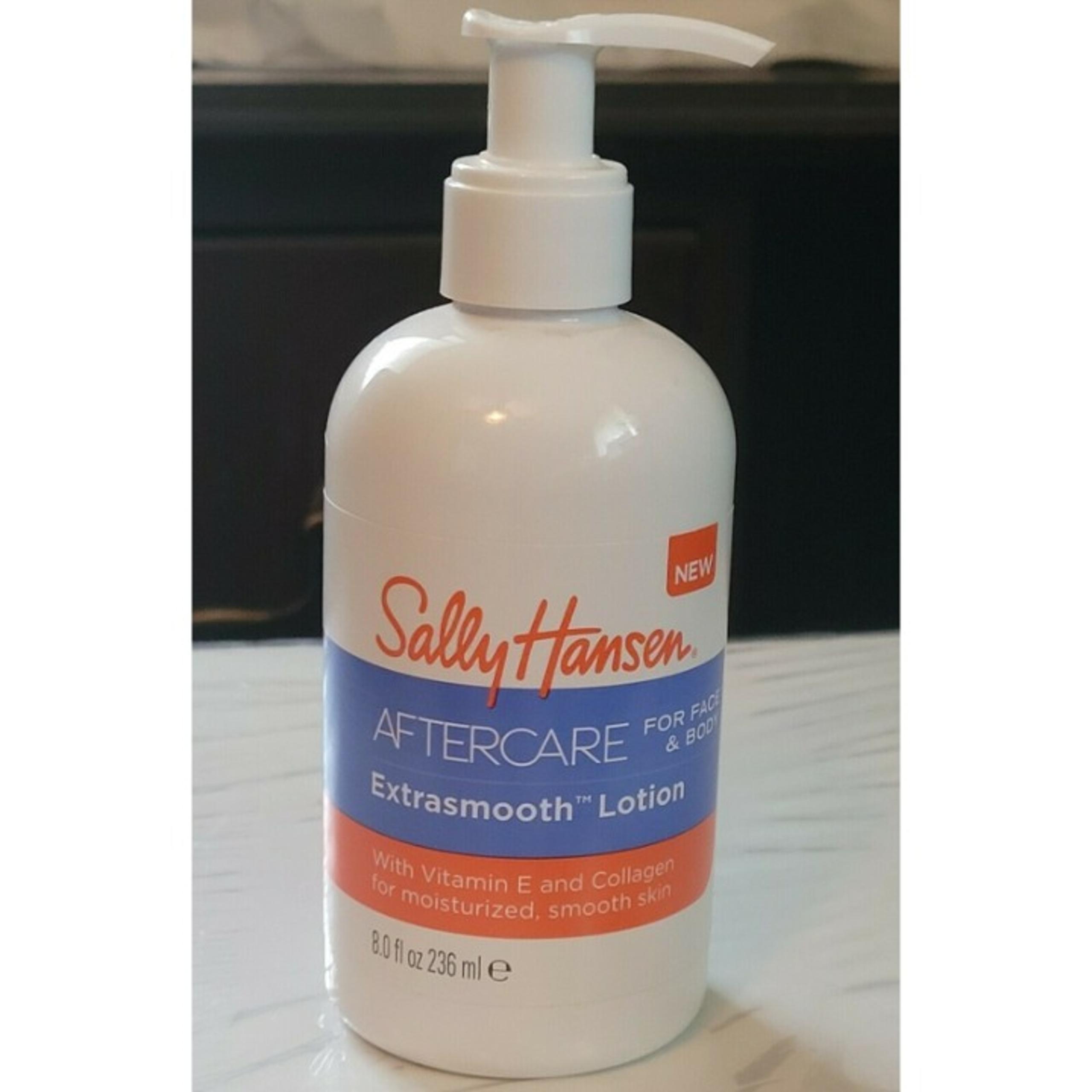 Sally Hansen Aftercare for Face & Body Extrasmooth Lotion 8 fl Oz