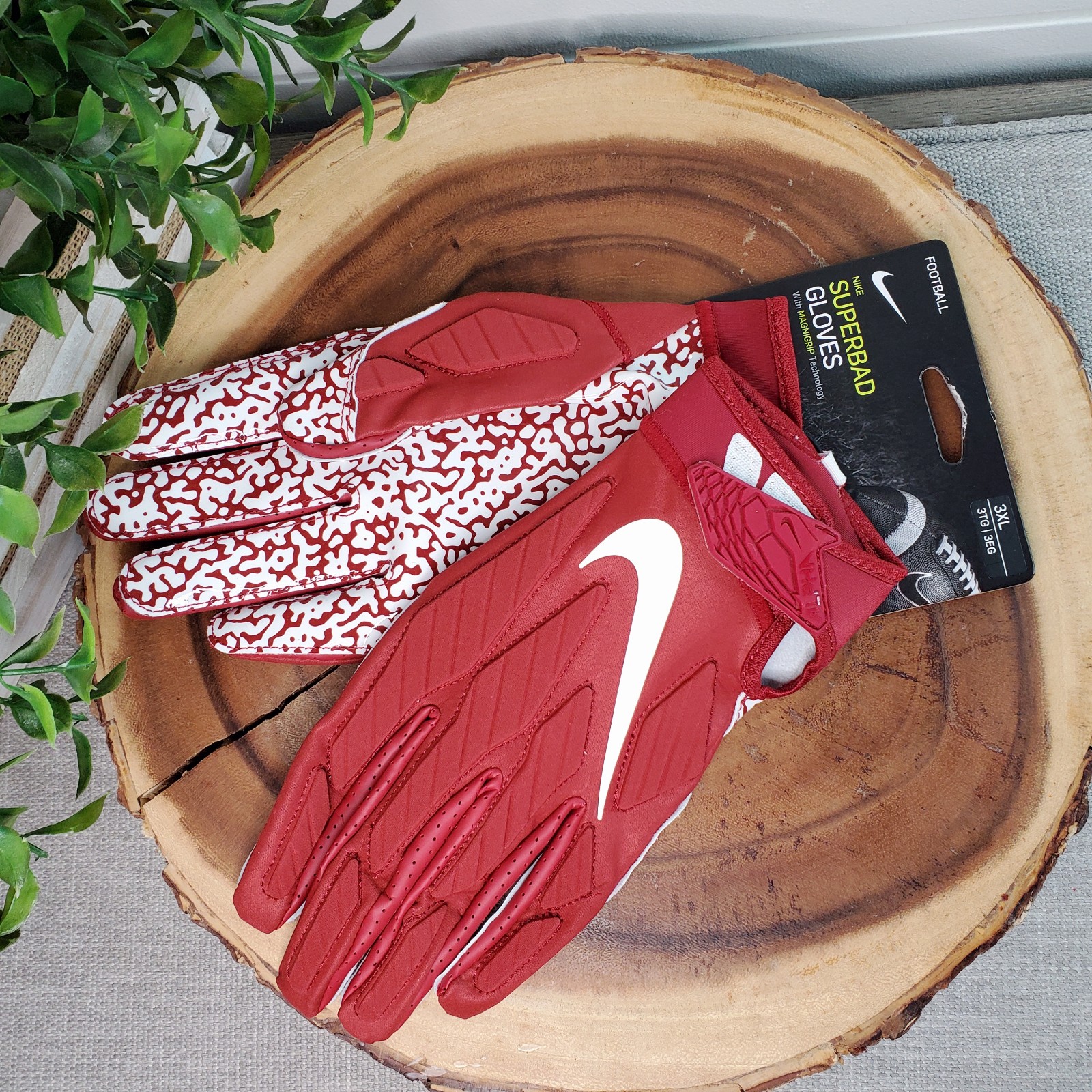 Nike Adult Superbad 5.0 Red Football Gloves 3XL