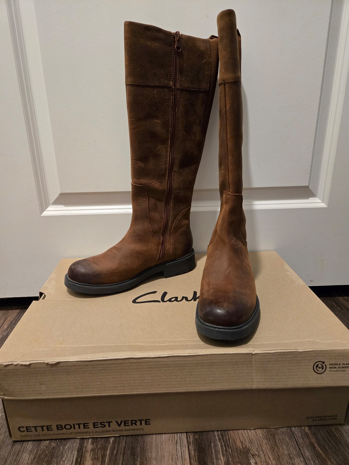 Clarks Women's Orinoco2 Hi Tan Warmlined Leather Brown Boots - Size 6