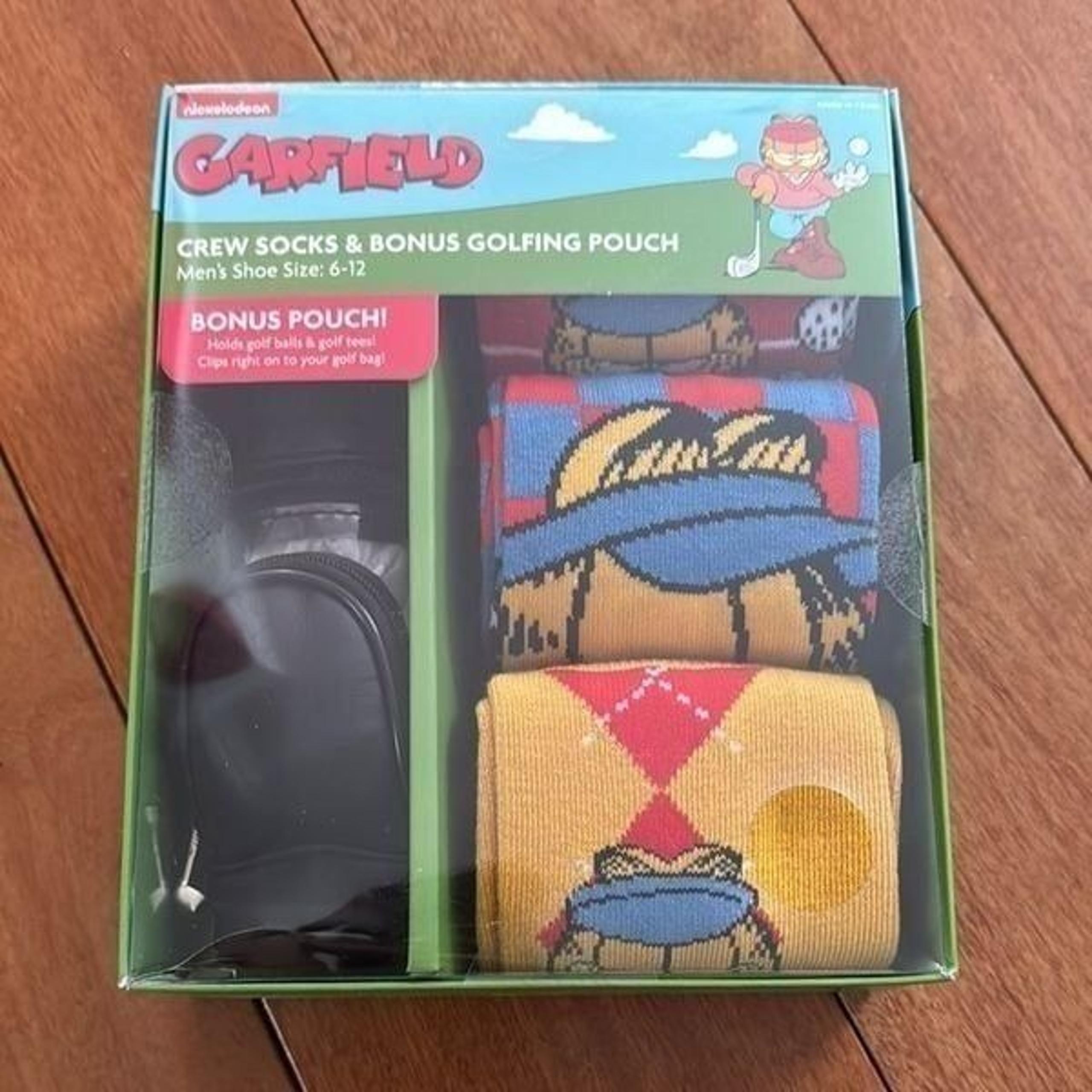 NIB Garfield Crew Socks & Bonus Golfing Pouch