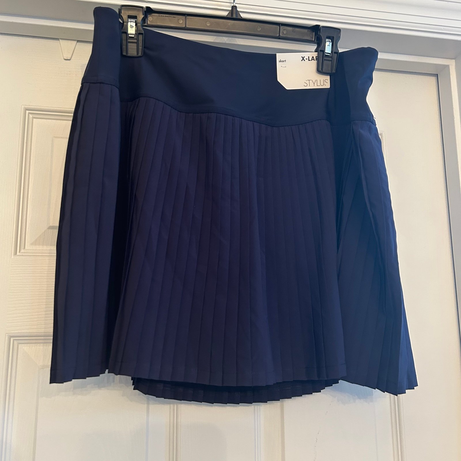 NWT Stylus Women's Navy Pleated Tennis Skort