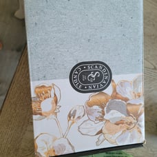 Scandinavian candle making kit