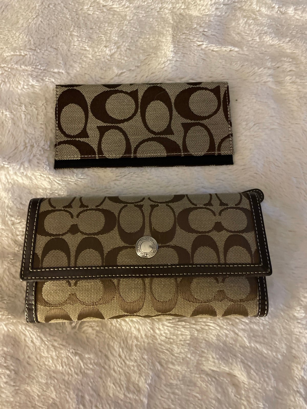 COACH CARTABLE MINI SIERRA SHEARLING CLUTCH