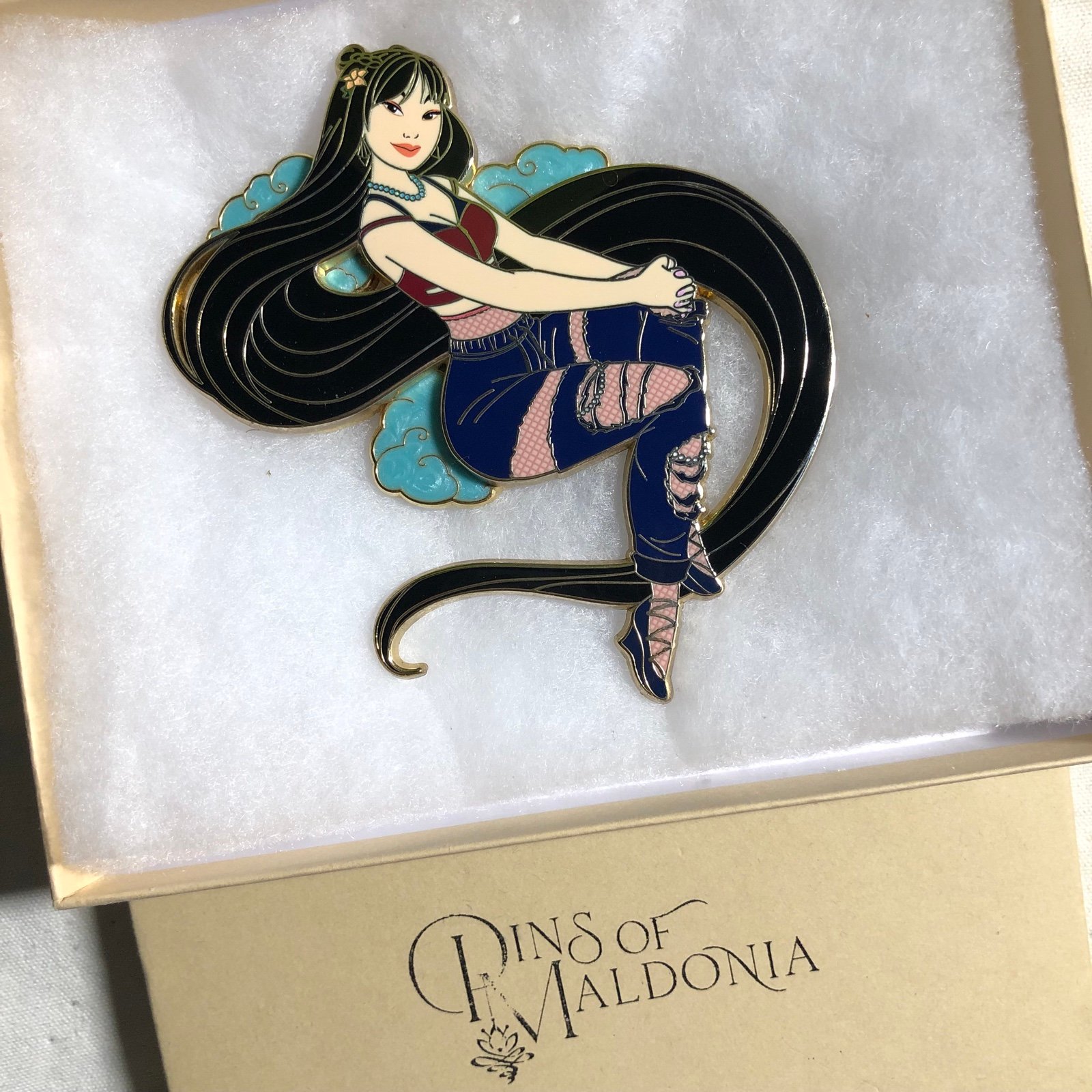 pinsofmaldonia cloud 9 honeymoon mulan limited edition fantasy pin
