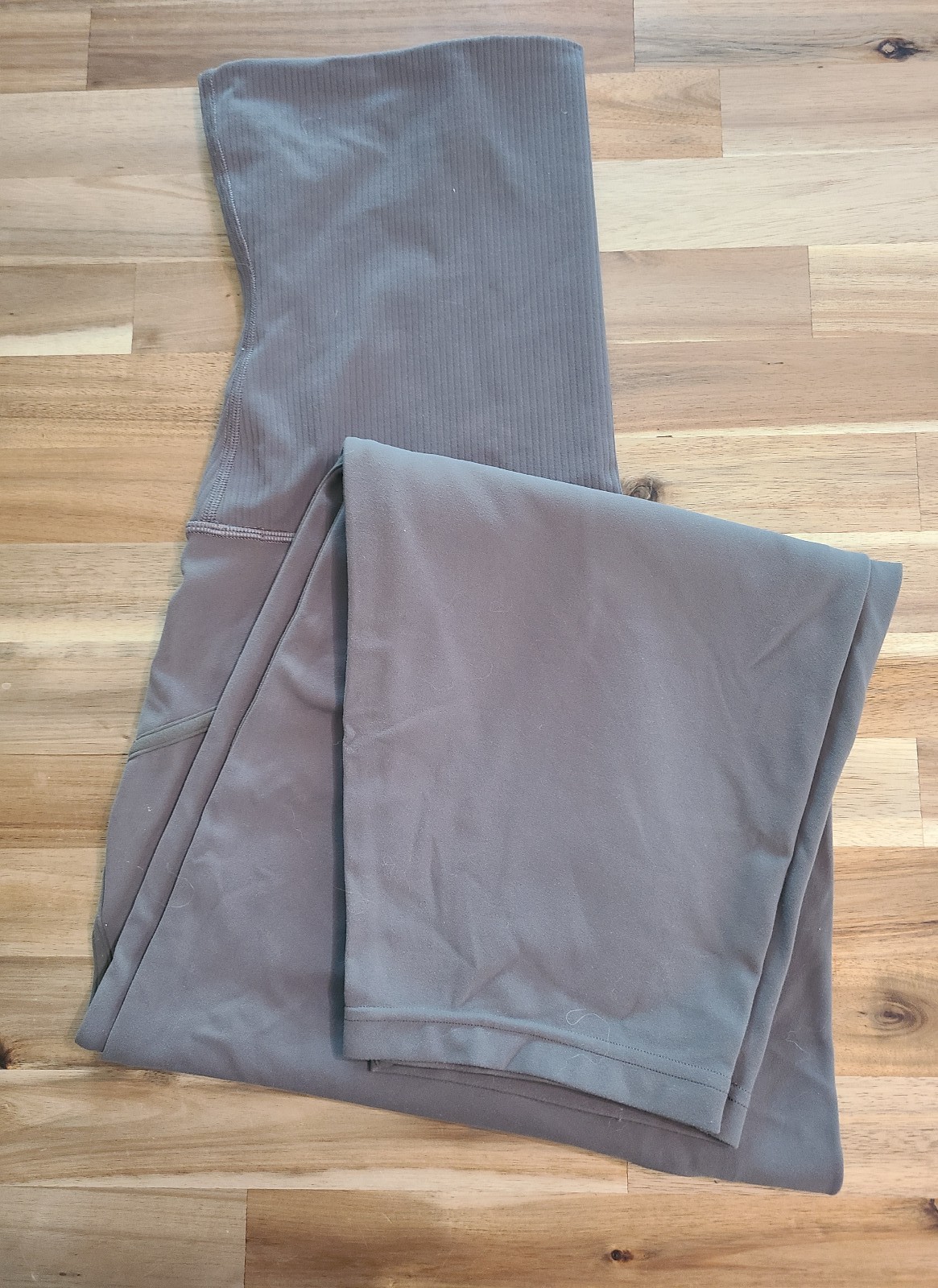 Lululemon Align SHR Rib Waiste Crop Pant