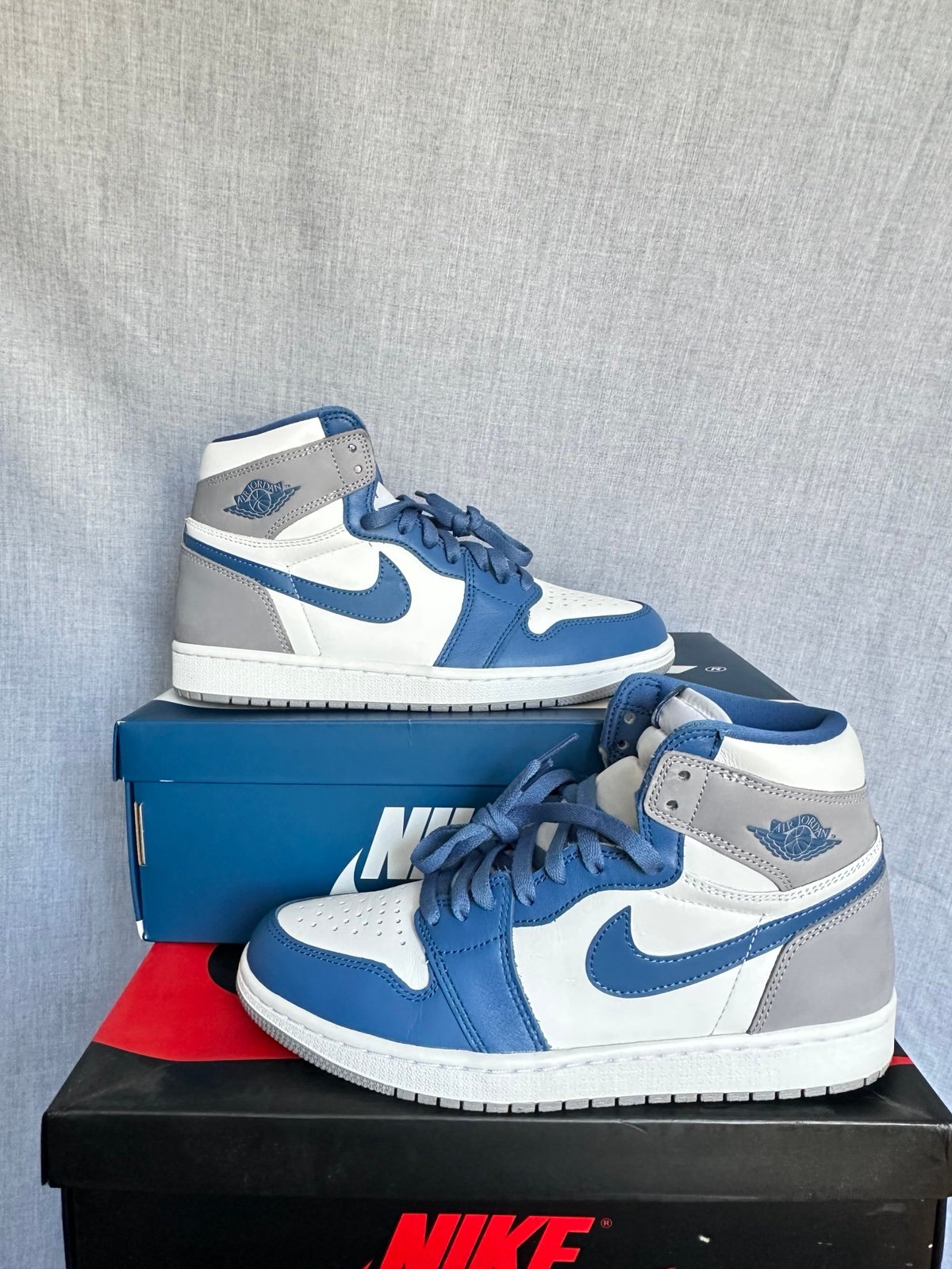 Jordan 1 “True Blue”
