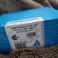 Apricorn 1TB Padlock USB Security Drive