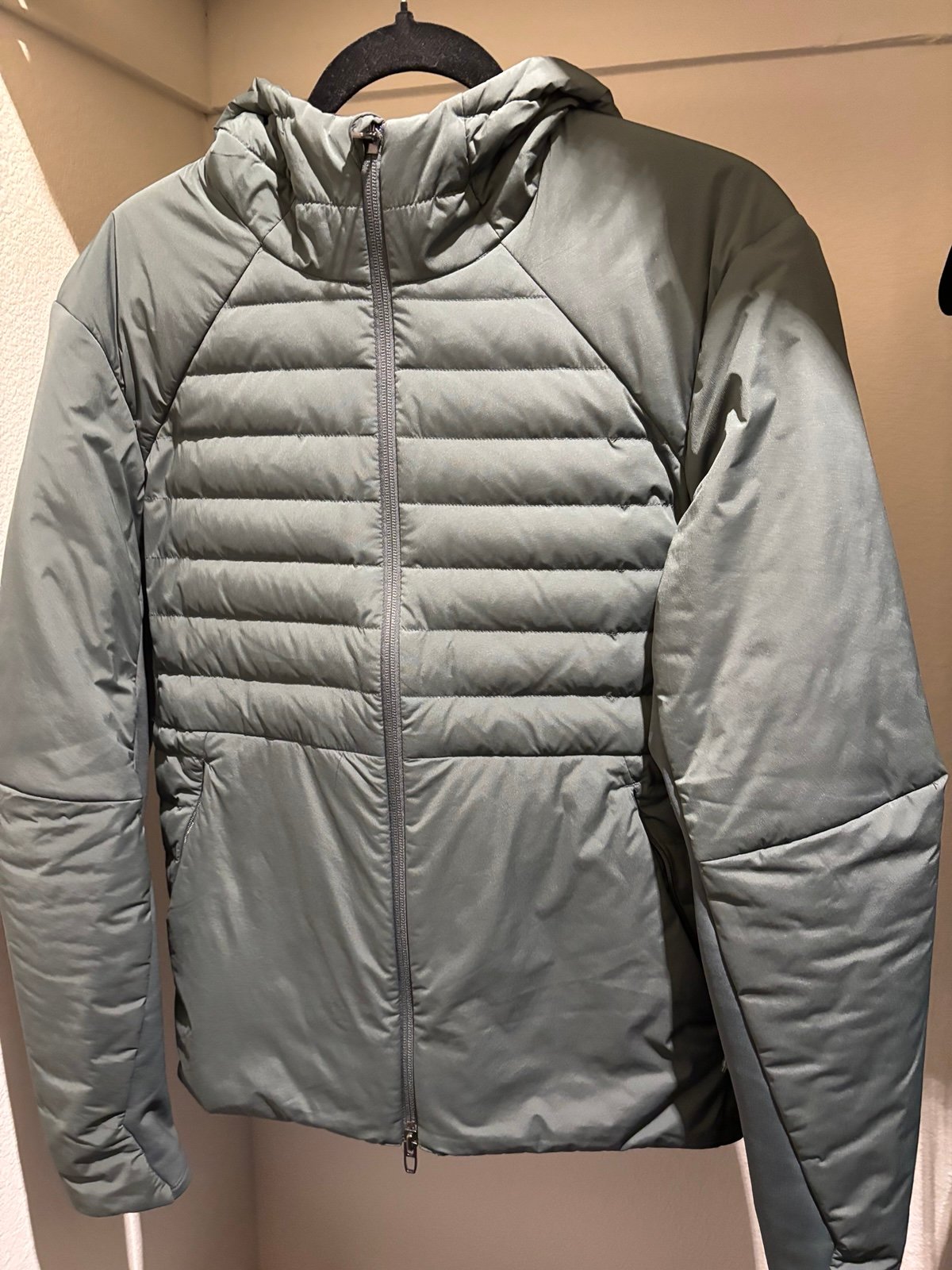 Down for It All 700-Fill Hoodie Jacket