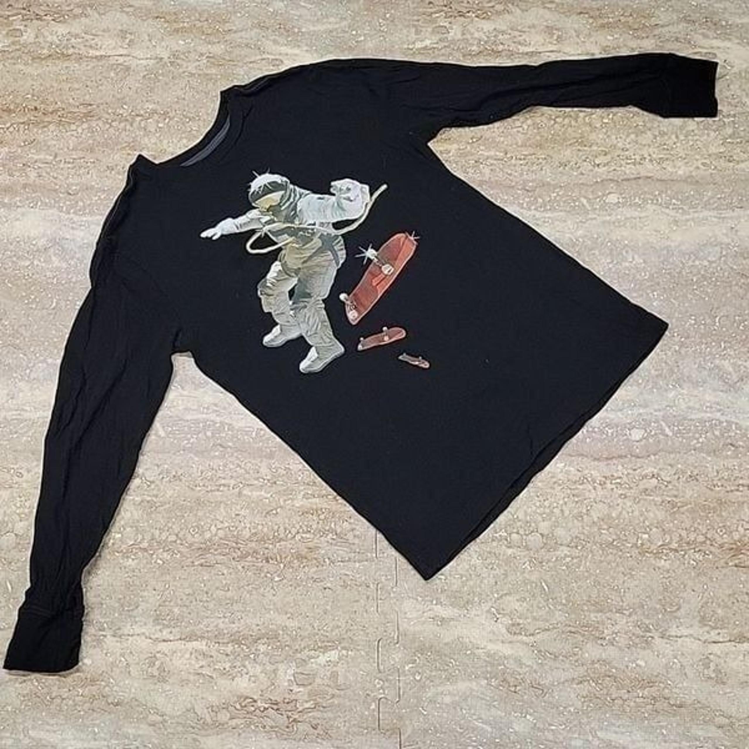 CIRCO YOUTH ASTRONAUT SKATER LONG SLEEVE TEE LARGE
